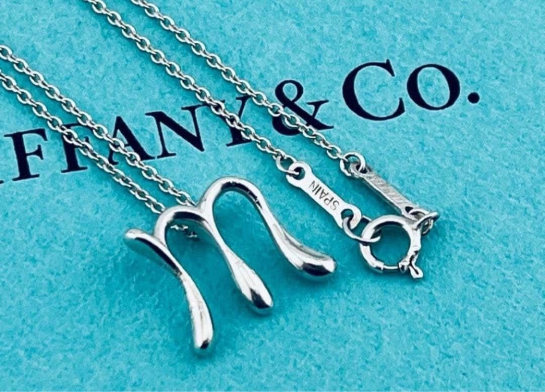 TIFFANY & Co. 925 Initial “M” Pendant Necklace SV925 Sterling Silver Used
