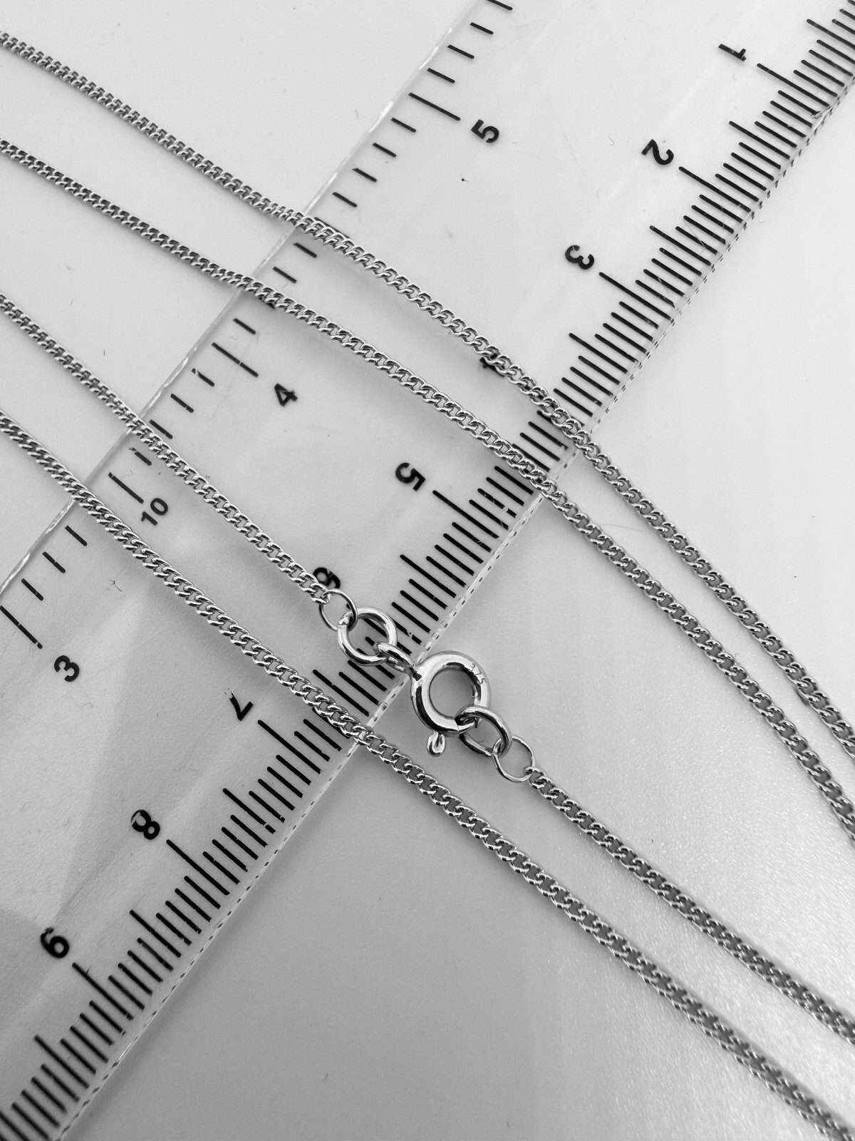 9ct White Gold 1.4mm Curb Link Chain 28″ / 70cm (W16C)