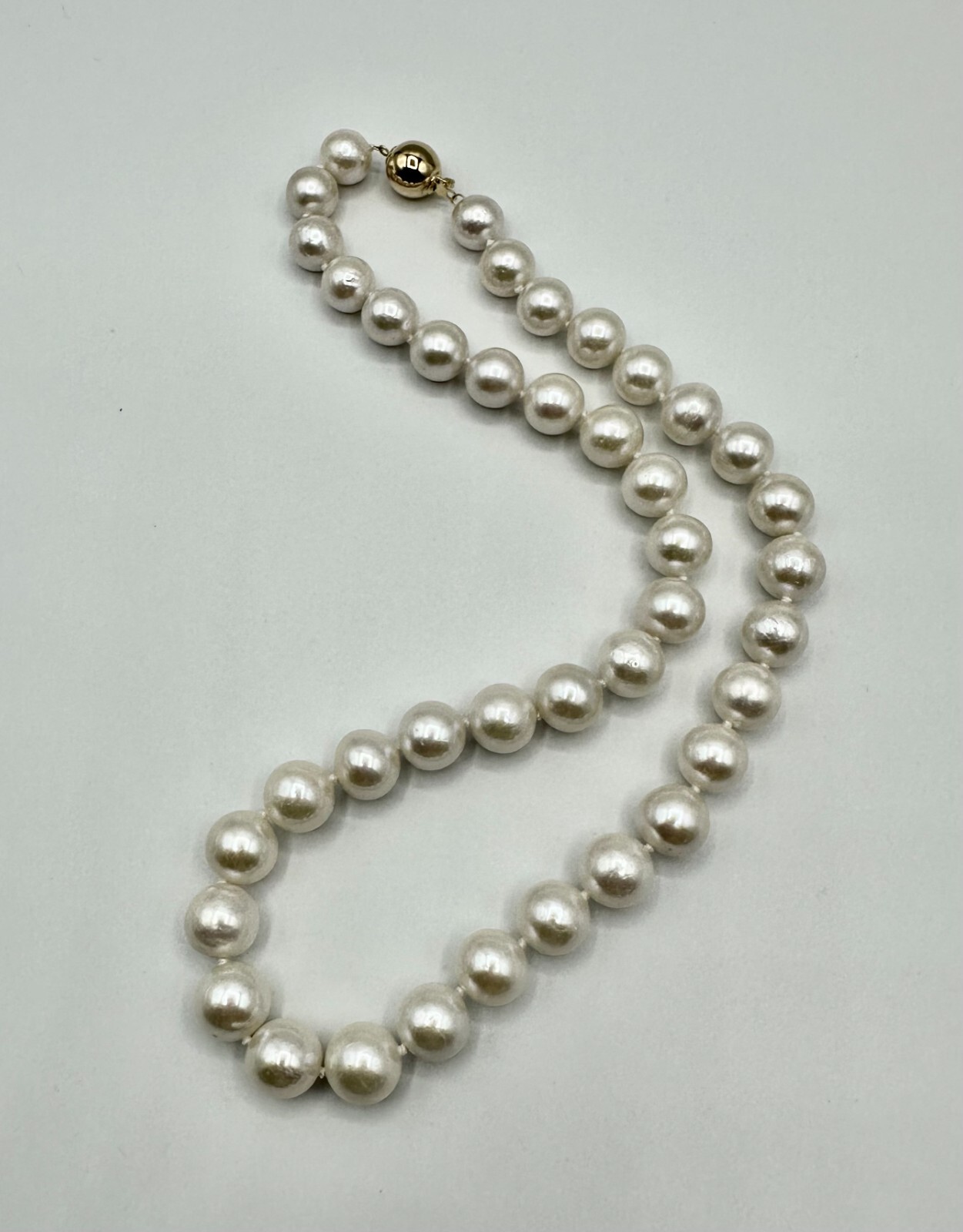 Gorgeous 9 mm South Sea White Saltwater Pearl Necklace 14 kt Solid Gold