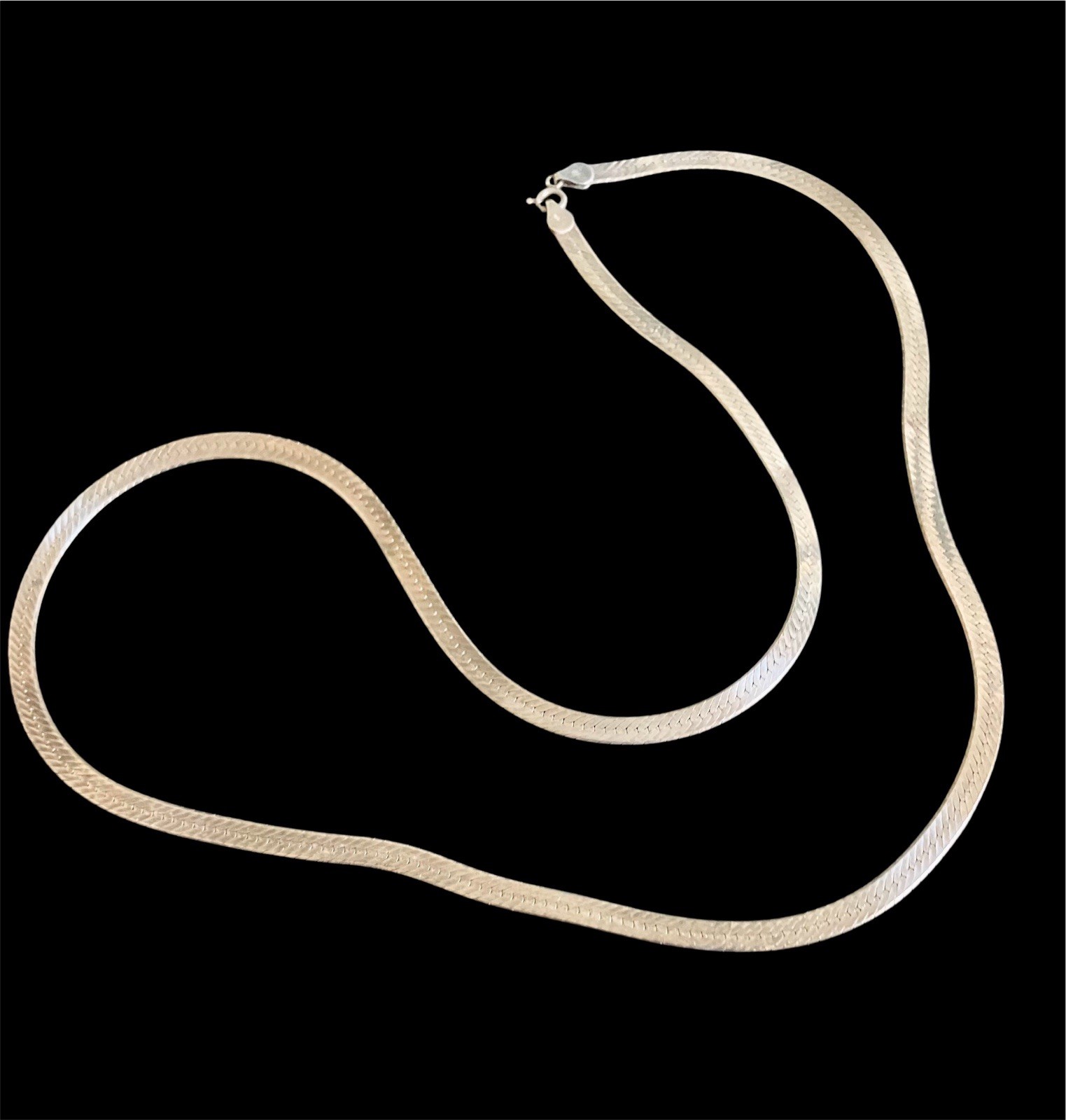 Vintage 28” 5mm 925 Sterling Silver Flat Herringbone Chain Necklace ITALY