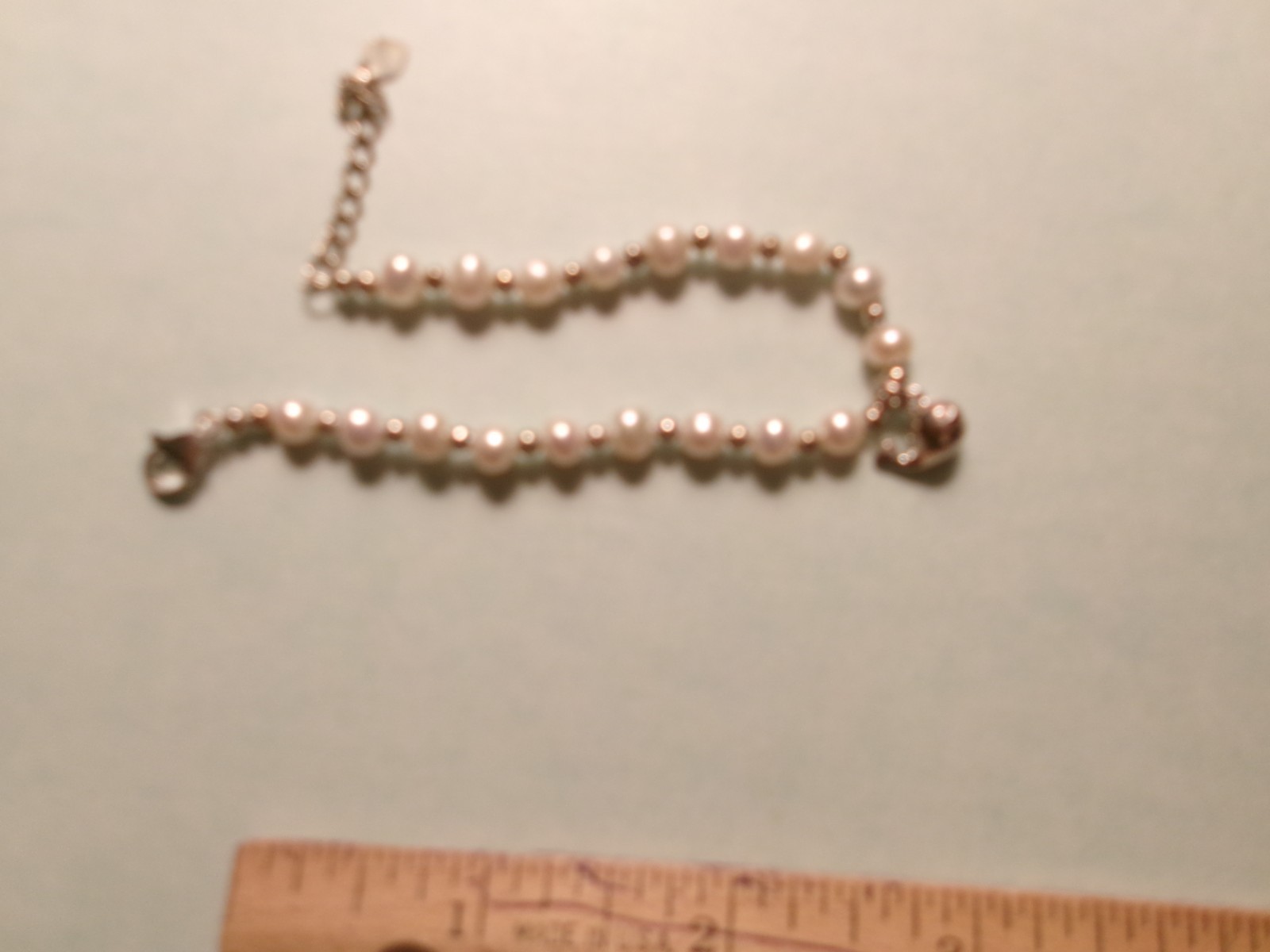PEARL BRACELET WHALE