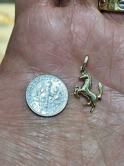 14k Yellow Gold Puffy Small Wild Prancing Horse Stallion Pendant F1 racing