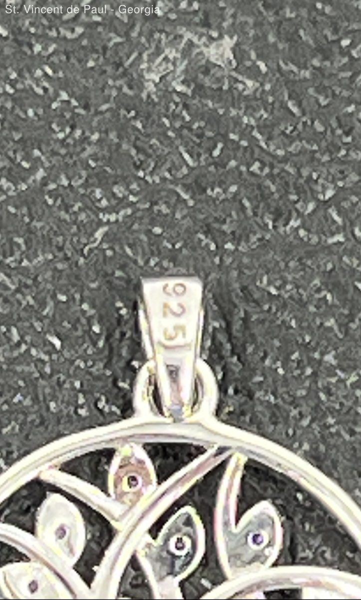 925 Sterling Silver 1.71 g Unbranded Pendant w/ Amethyst