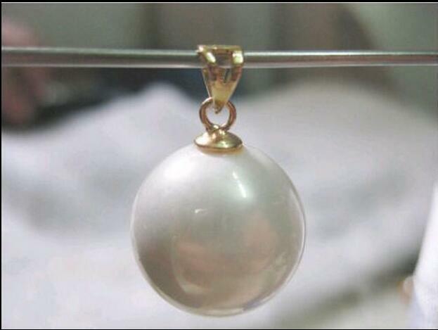 Gorgeous AAA+ 16mm South Sea white Round Shell Pearl Pendants 14k Gold