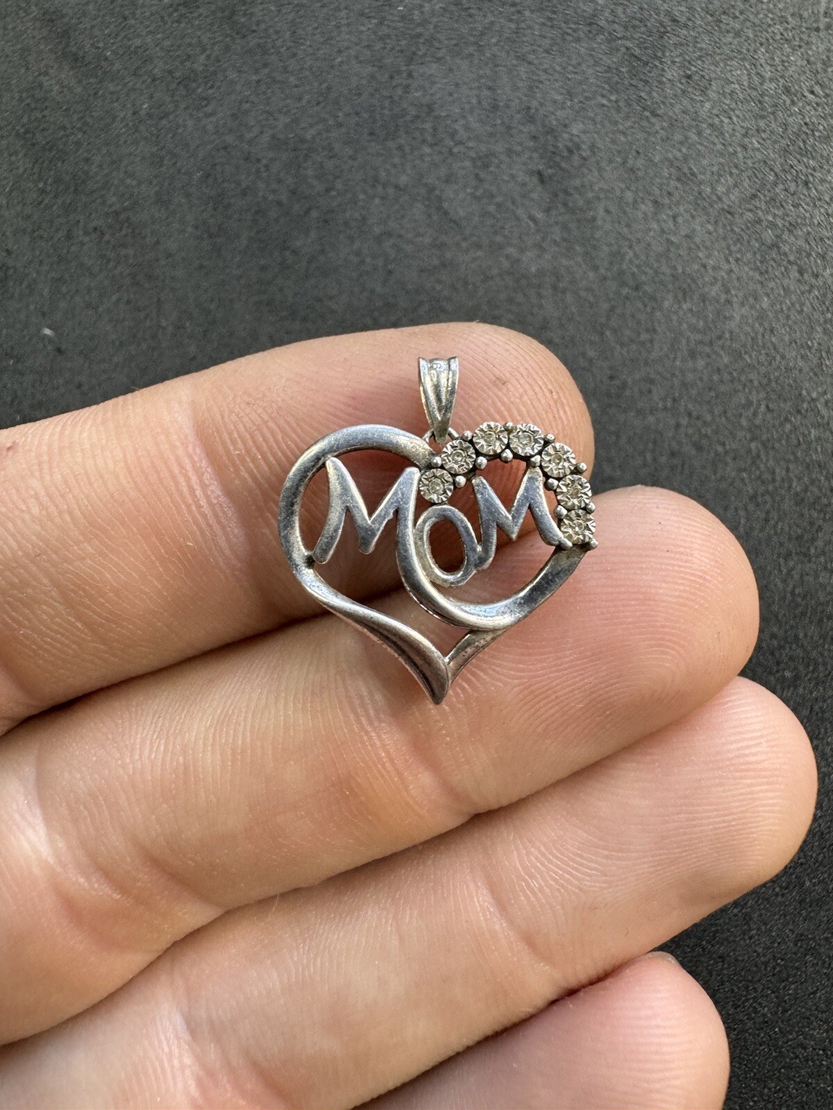 2.1g VTG RL Sterling Silver 925 Diamond “Mom” Heart Pendant Jewelry lot H