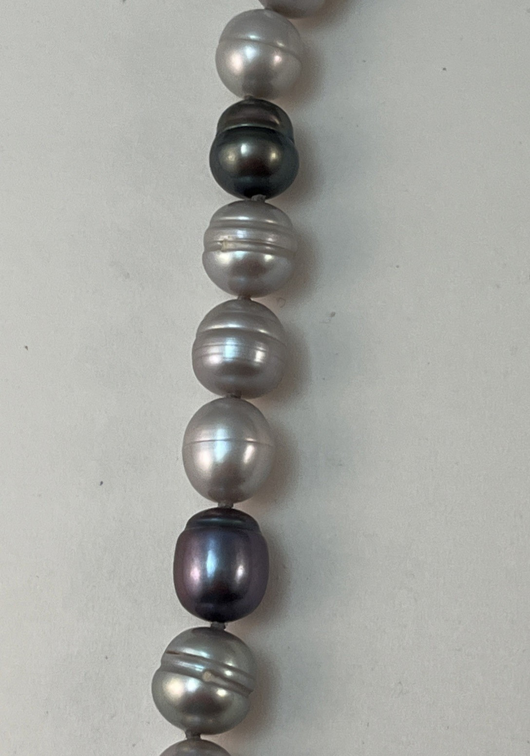 HONORA 925 Sterling Silver Gray and White Freshwater Pearl Necklace 20″