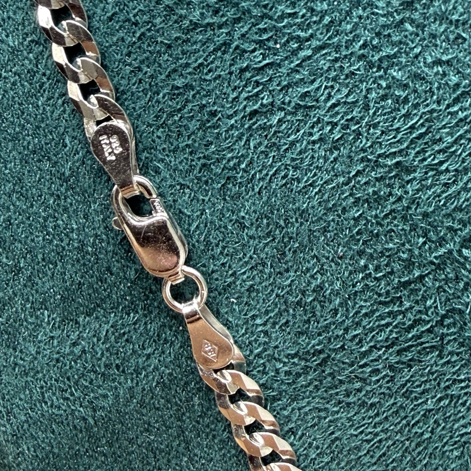 Sterling Silver Diamond-Cut Curb Chain Necklace .925 Italy 24” 4mm