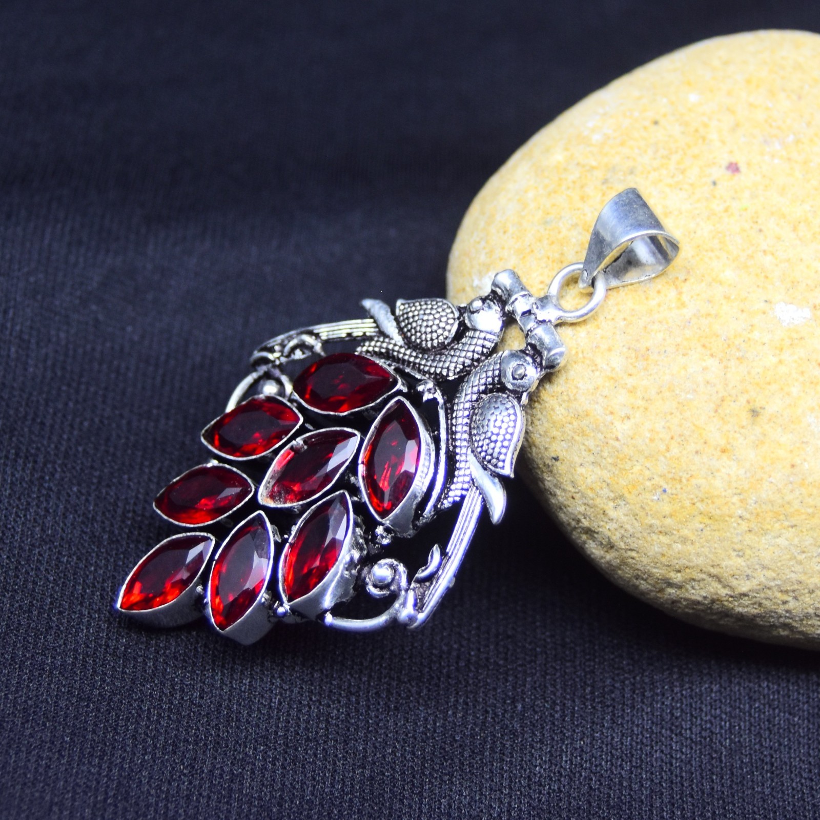Mozambique Garnet Gemstone Leaf Pendant Handmade 925 Sterling Silver Jewelry