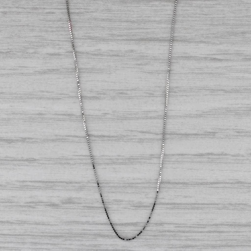 18.25″ 0.5mm Box Chain 14k White Gold