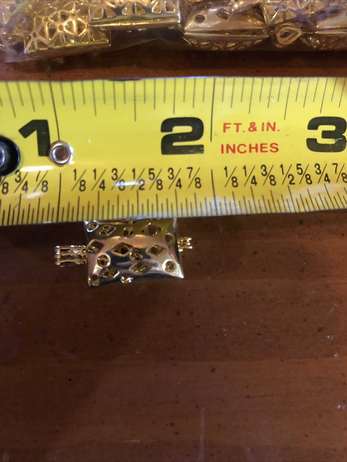 keepsake locked gold pendant