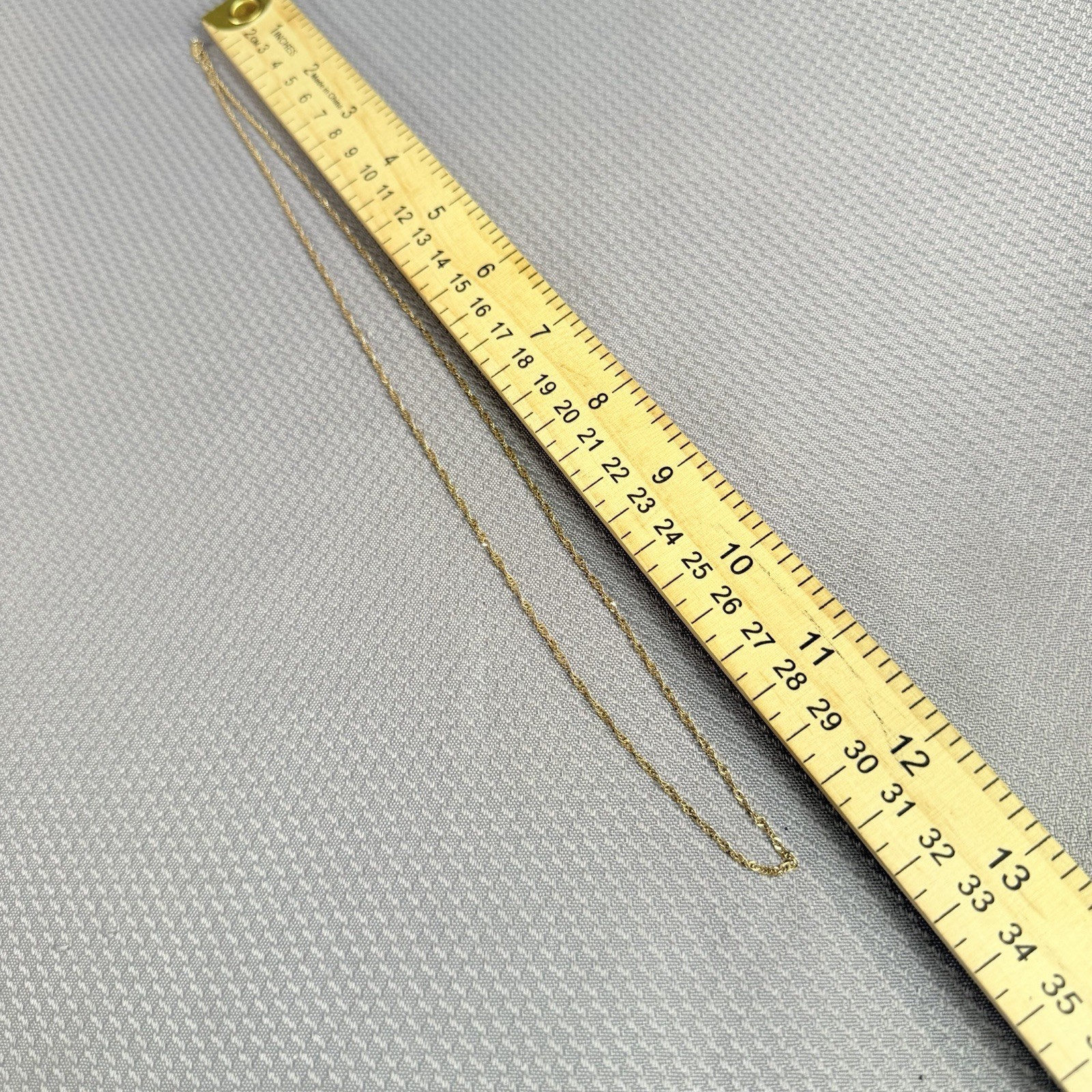 14K Yellow Gold Singapore Chain Necklace 24″ Italy Slim 1.44mm Twist 3.01g