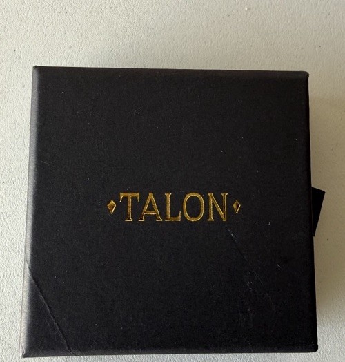 At Present Talon Yellow Gold 14k Necklace New In Box