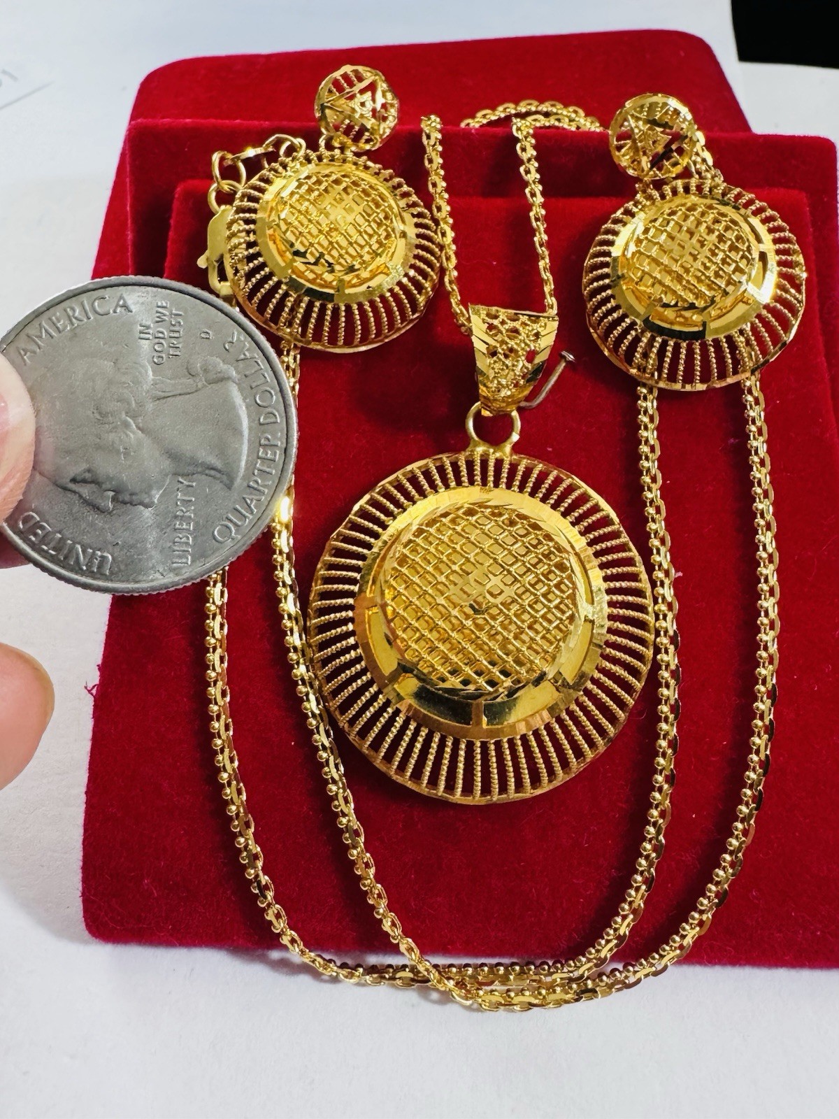 WOMENS 22K 22C 916 Real Gold 20” long Round Set Earrings Necklace 14.9g 2.2mm