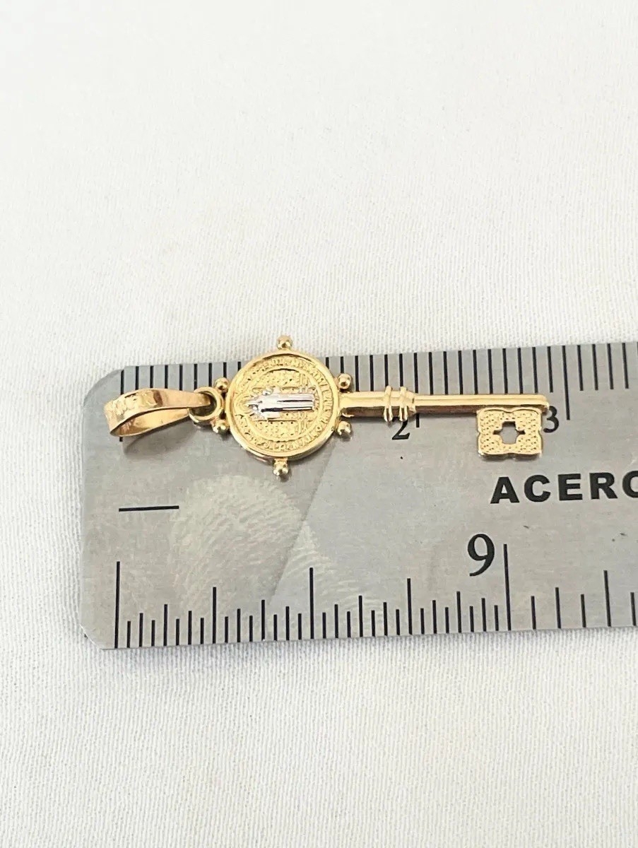 10k Yellow Gold Saint Benedict San Benito Key Pendant 2.8 Cm Made In MEXICO