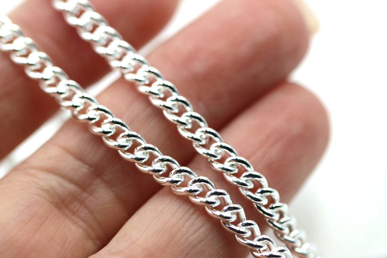 Sterling Silver 925 4mm Round Kerb Curb Chain Necklace 70cm – Free post