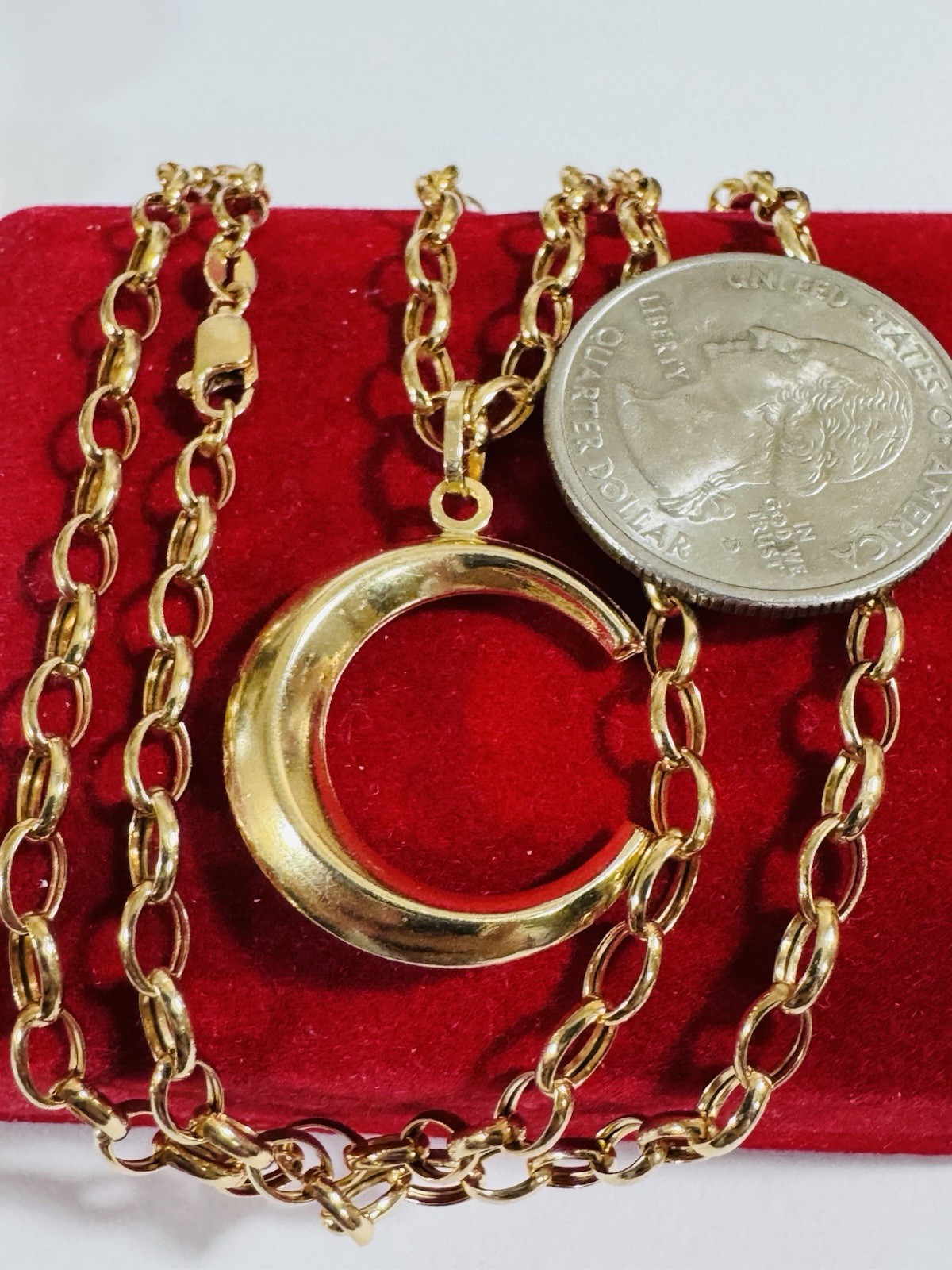 RARE 18K 750 Real Gold Letter C or Half Moon Necklace 19.5/20” Long 3.8mm 6.55g