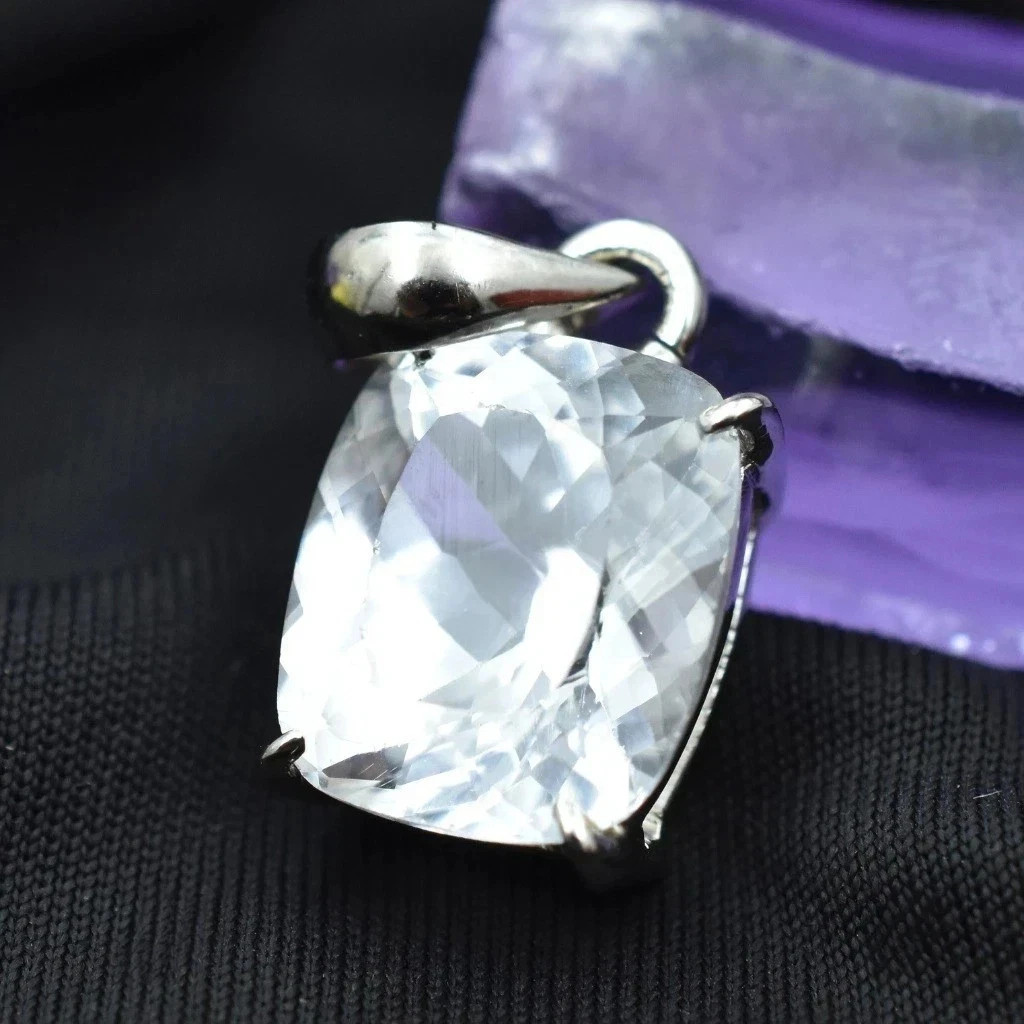 Natural 21 Ct White Sapphire Cushion Cut 925 Silver Pendant Certified Gemstone