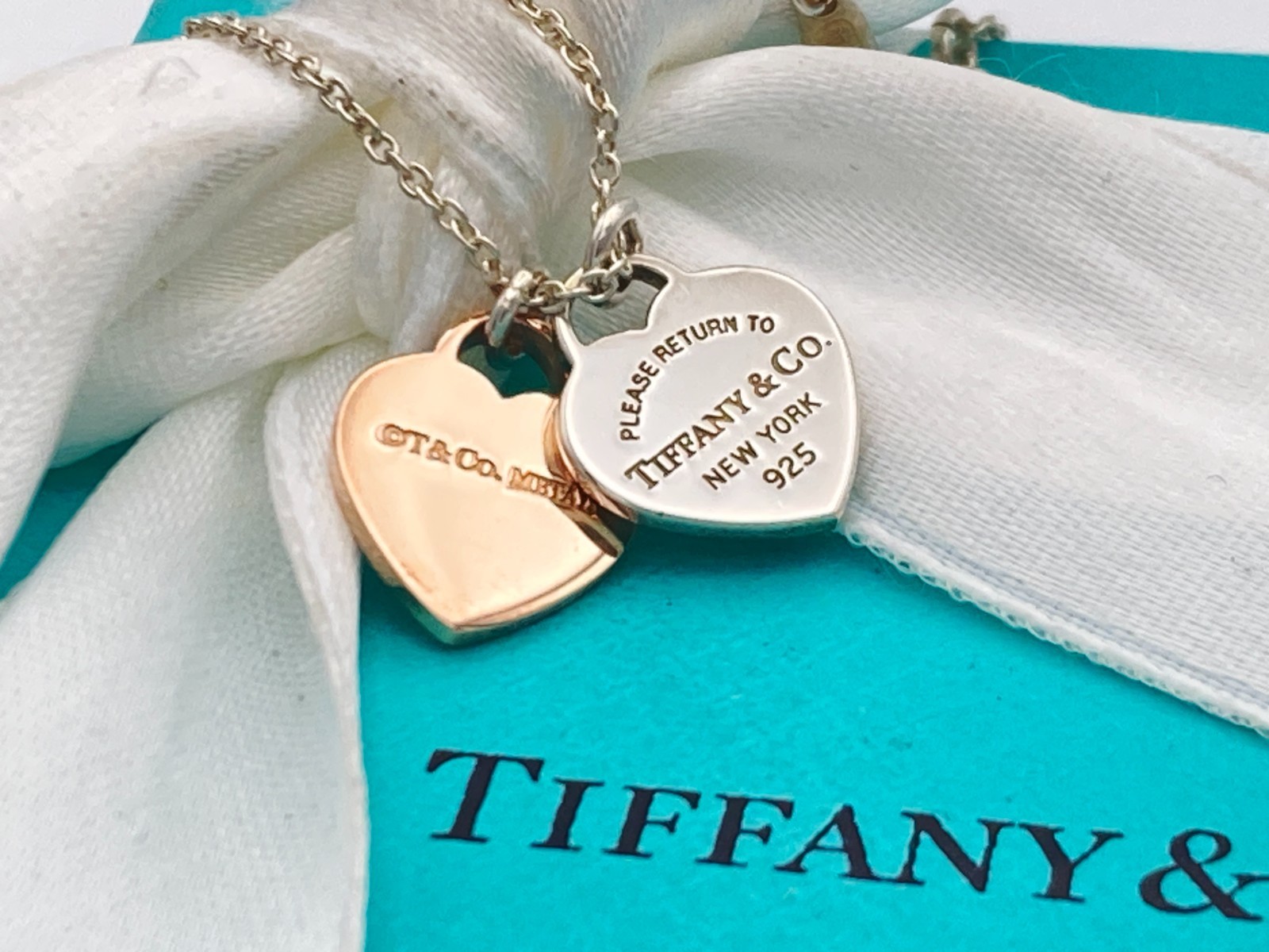 Tiffany & Co. Return to Round Duo Heart Rubedo Metal Necklace Silve 16″ 2.9g
