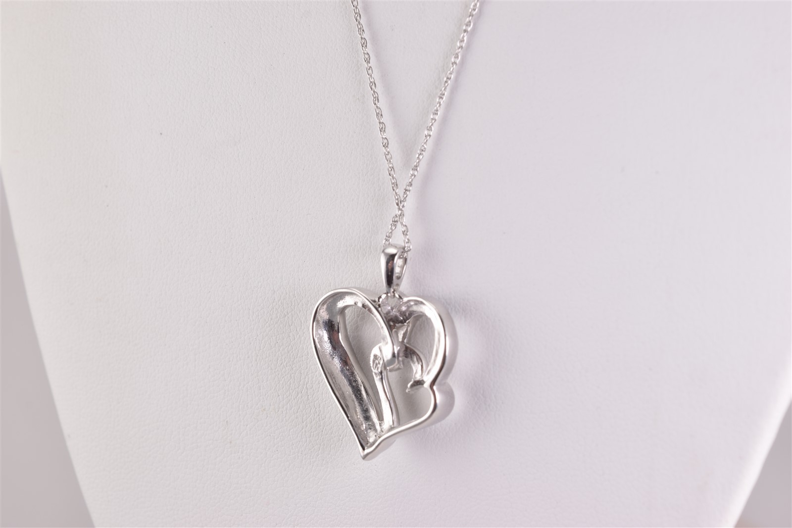 Sterling Silver 26mm x 22mm Blue & White Diamond Swirled Heart Pendant 18″ Chain