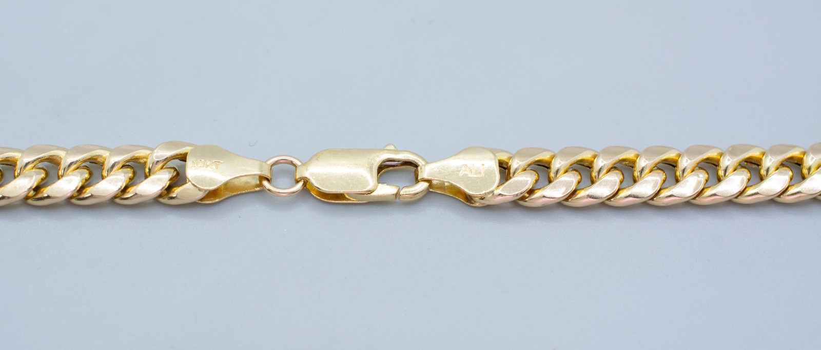 (MA5) 10K Yellow Gold 30″ Cuban Chain Necklace 31.5 Grams 7 mm
