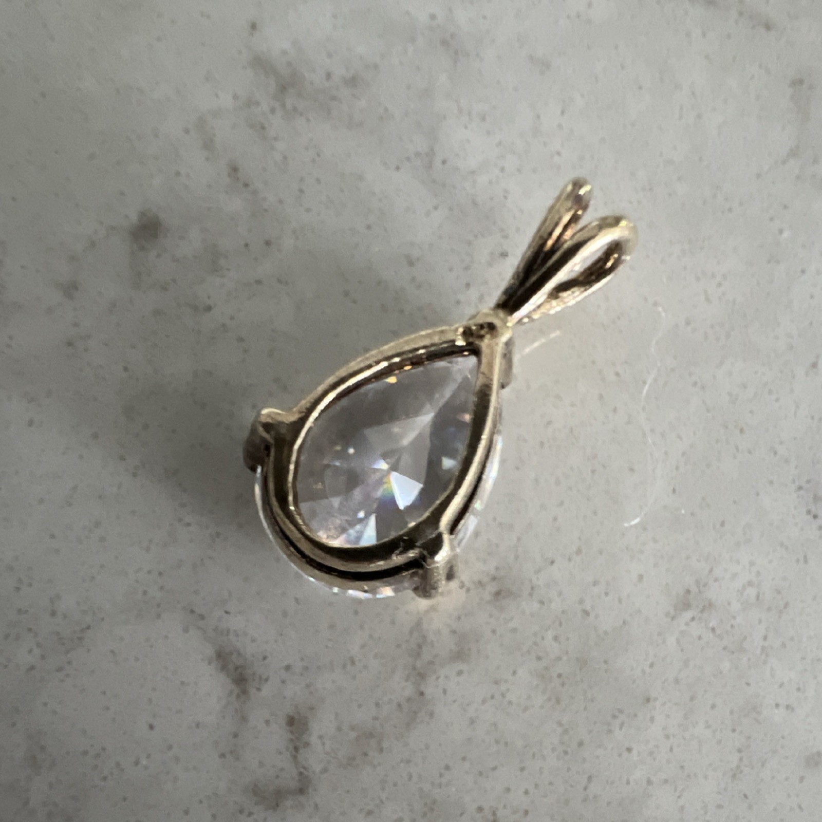 Yellow Gold 14K 925 Pear Teardrop Clear Stone Pendant Charm Prong Setting 3.4g