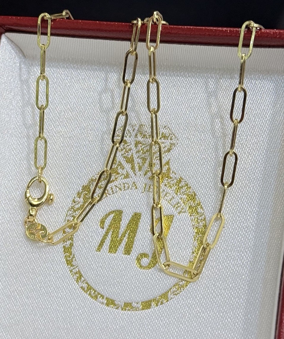 18k Solid Yellow Gold Paper Clip Semi Hollow Chain Necklace. 20”. 2.88 Grams
