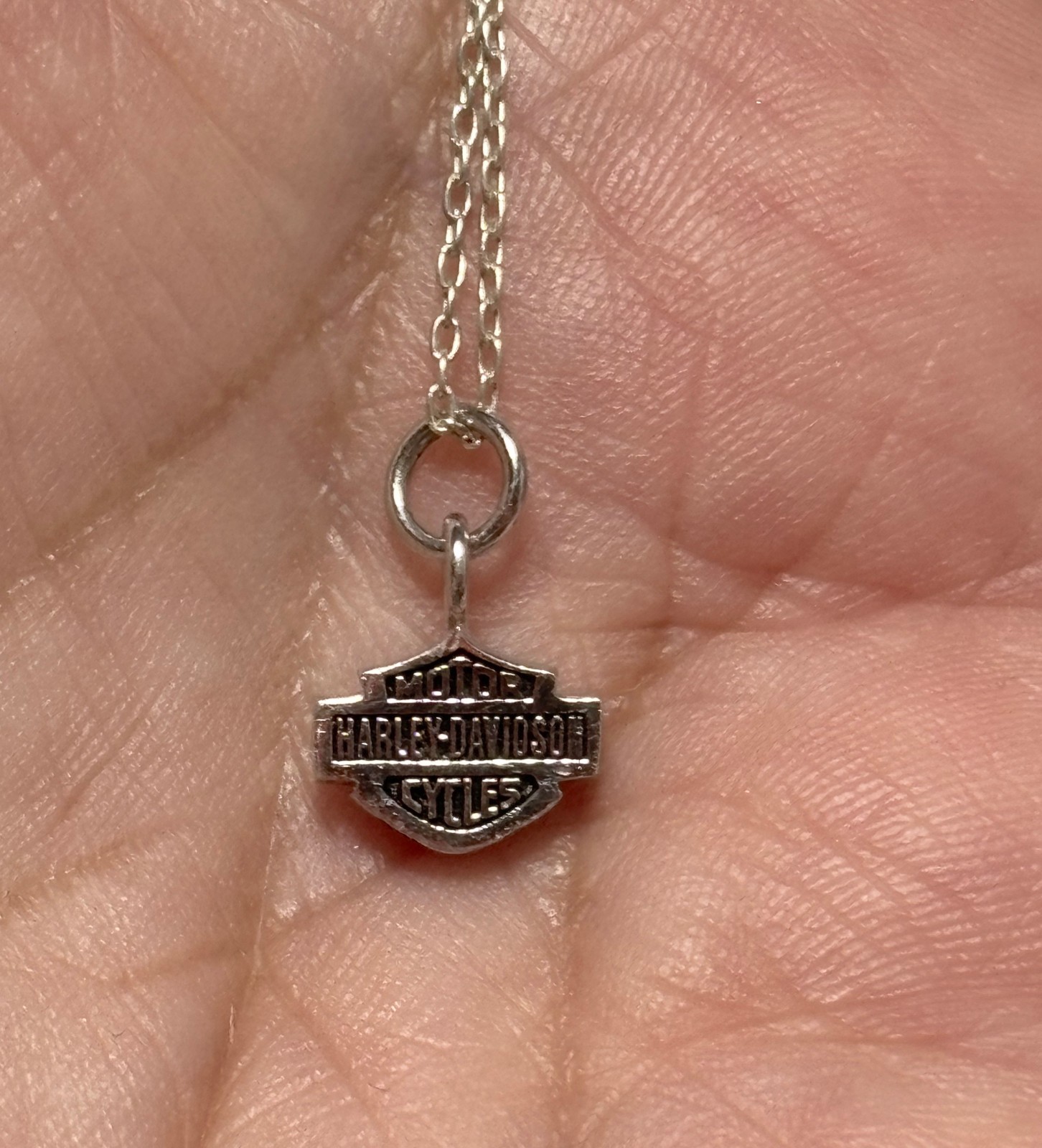 HARLEY DAVIDSON .925 Sterling Silver Petite Shield Logo Pendant Chain/Necklace