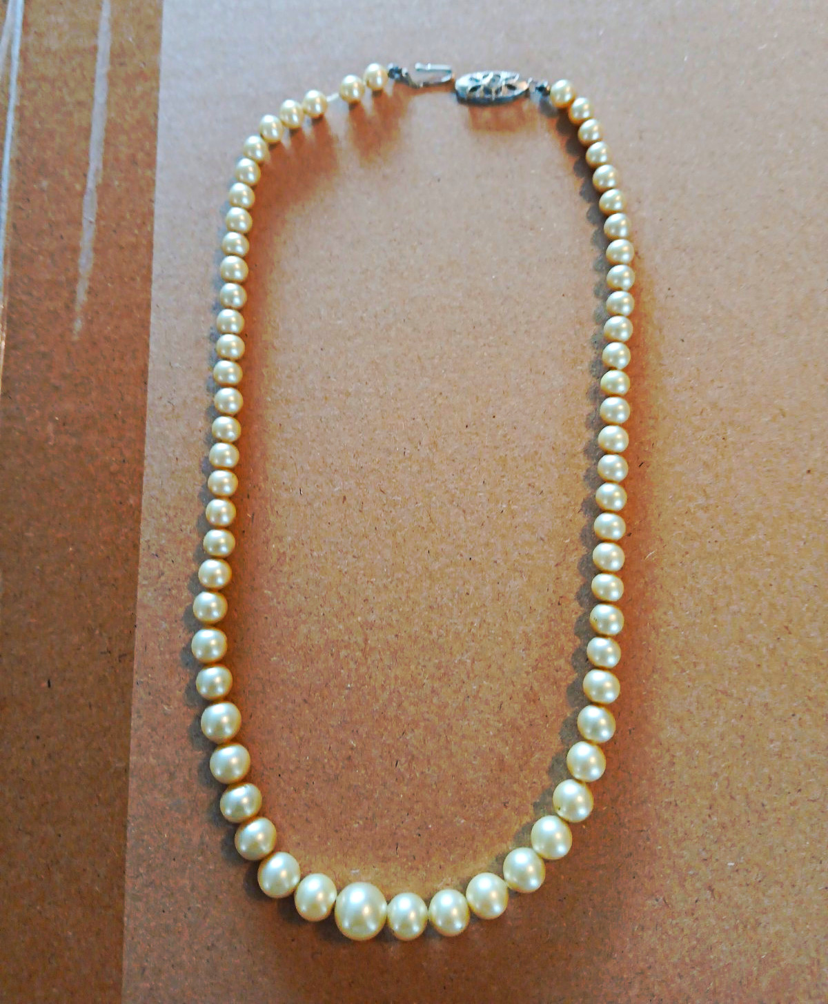 Vintage 14K Art Deco White Pearl Beaded Chain Necklace Round La Tausca Graduated