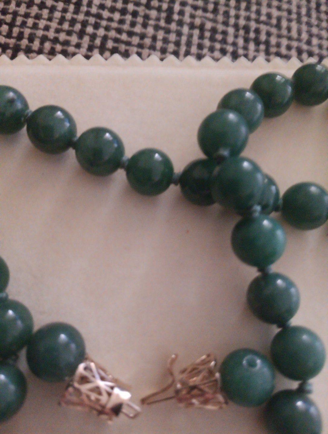 GREEN Jade UNDYED,no Scratches! Necklace 585 Clasp 20 inches Apox 1960