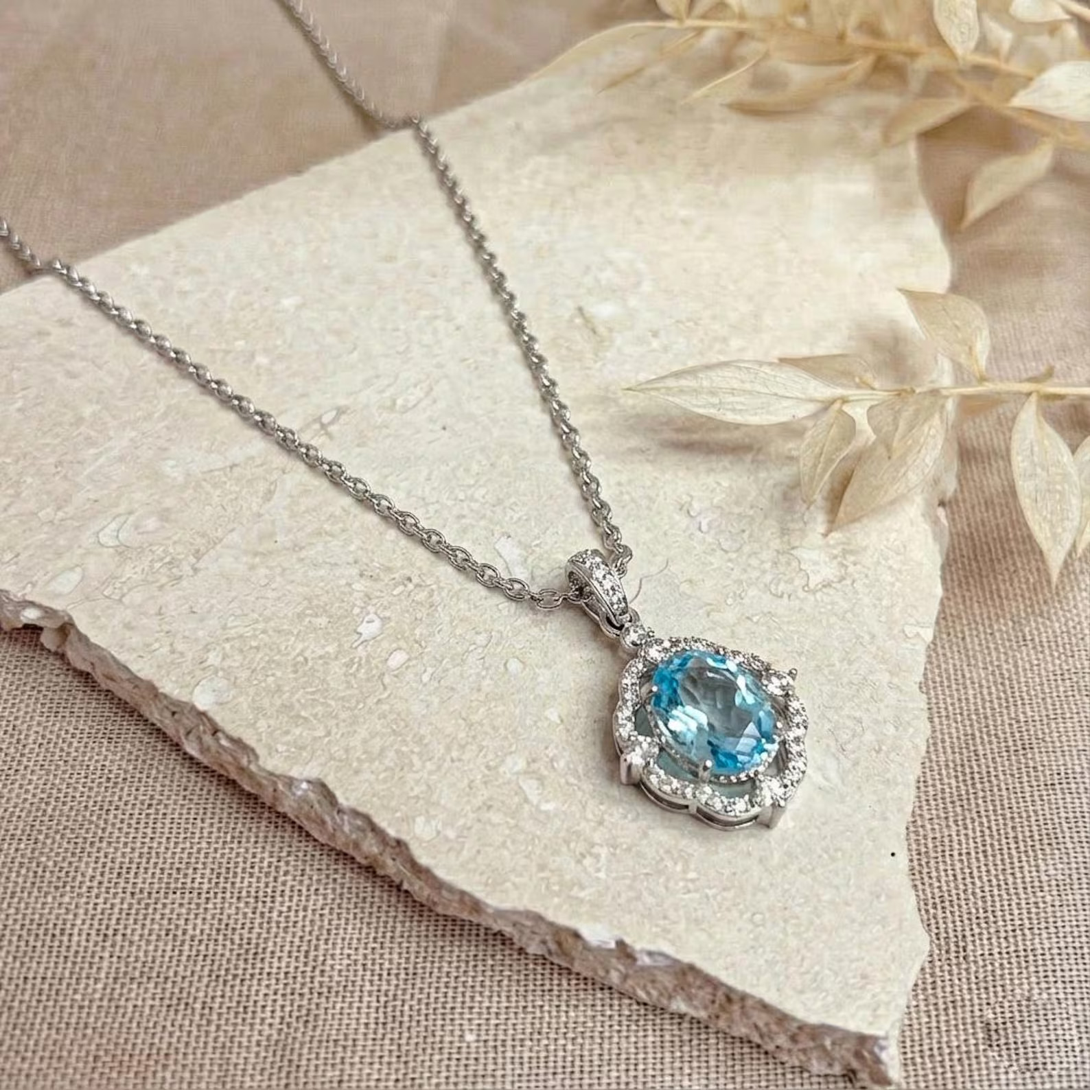 4.50 Ct Oval Cut Natural Aquamarine Diamond 14K White Gold Anniversary Pendant