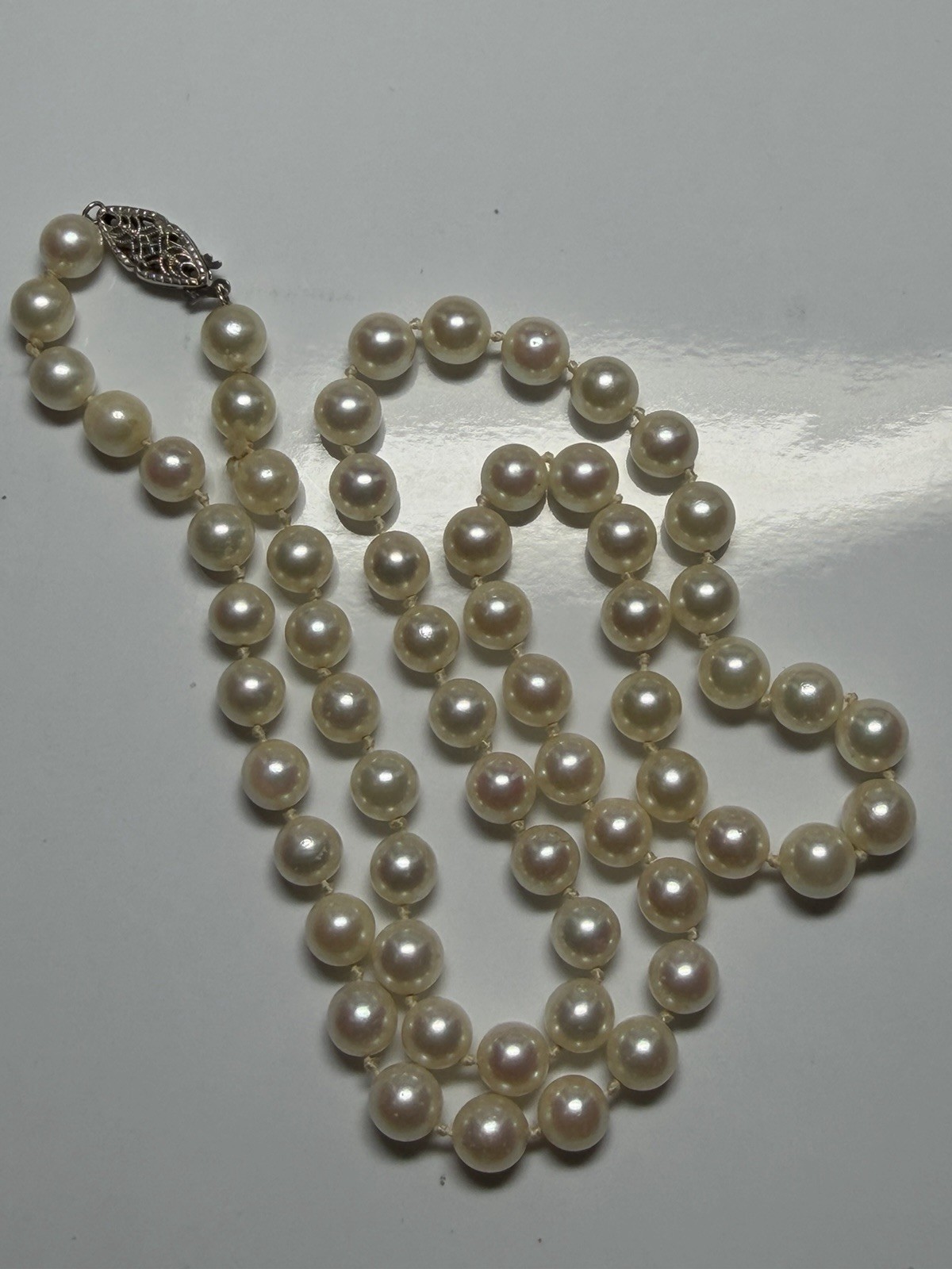 Cultured Pearl Necklace 14K Gold Clasp White Cream Knotted Single Strand 20” 6.5