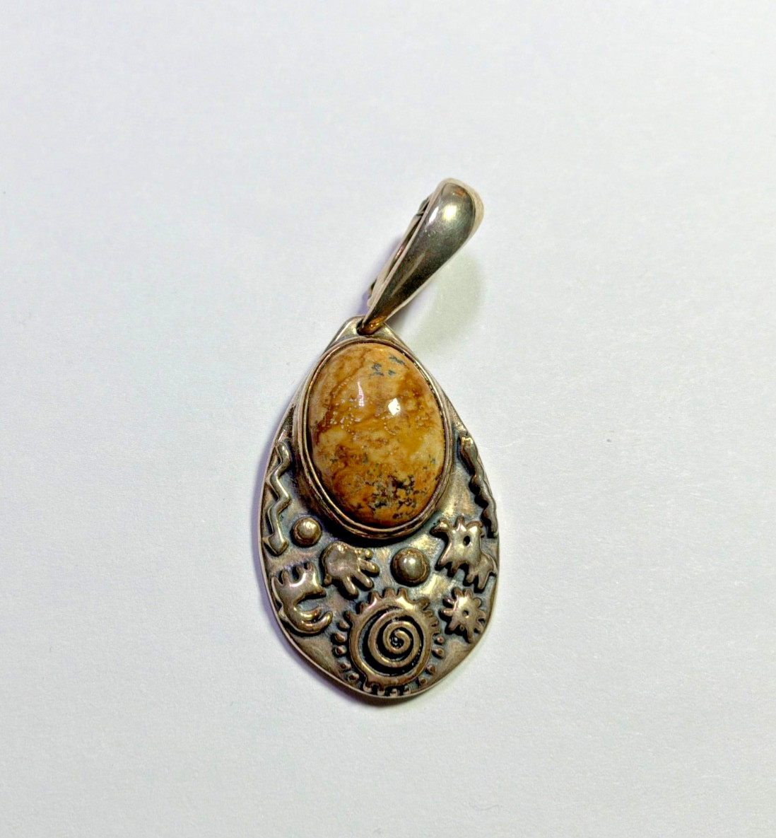 AMERICAN WEST Sterling Silver Picture Jasper Petroglyph Enhancer Pendant