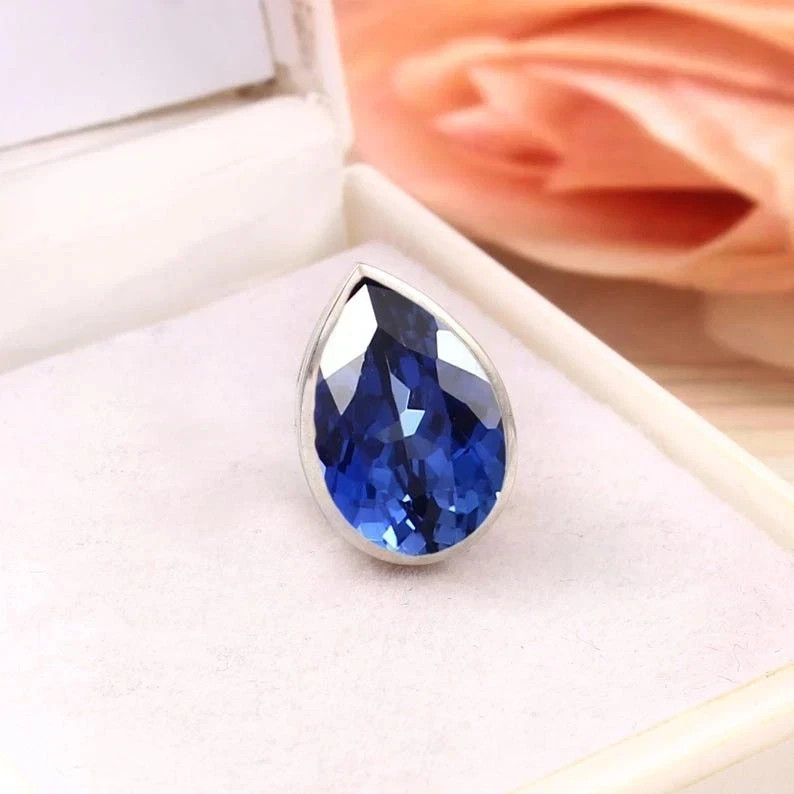 10 CT Natural Royal Blue Sapphire Pendant In 925 Sterling Silver With Chain
