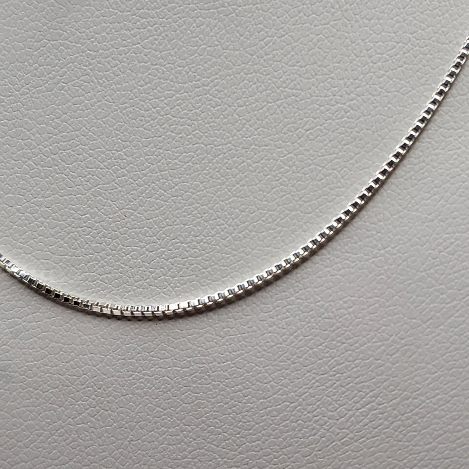 925 NEW Sterling Silver Box Chain- Box 15″ with 16″+ 2″ Extension .50mm Width