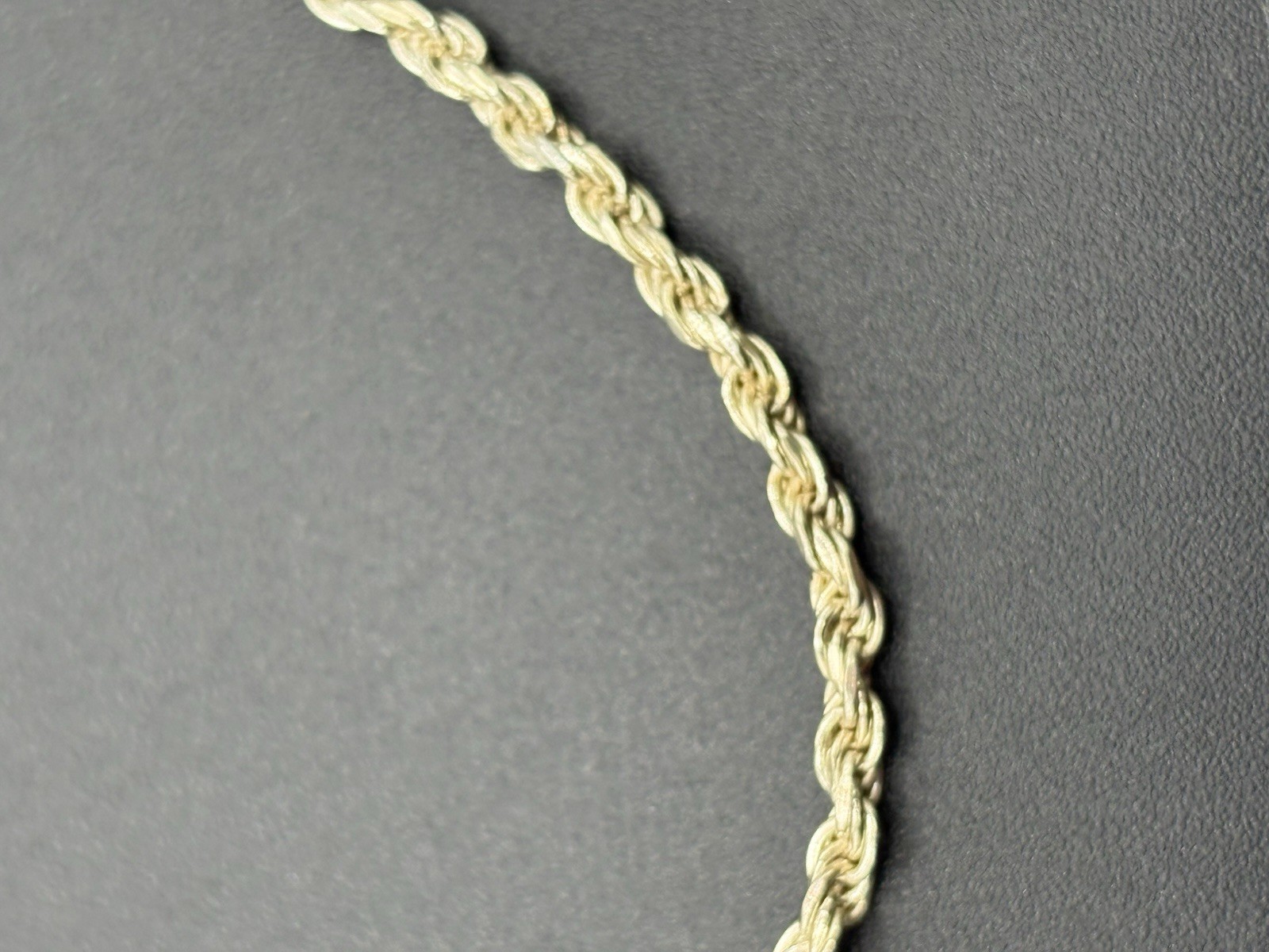 20″ EUC Sterling Silver Rope Chain 2.25MM 9 Grams C19