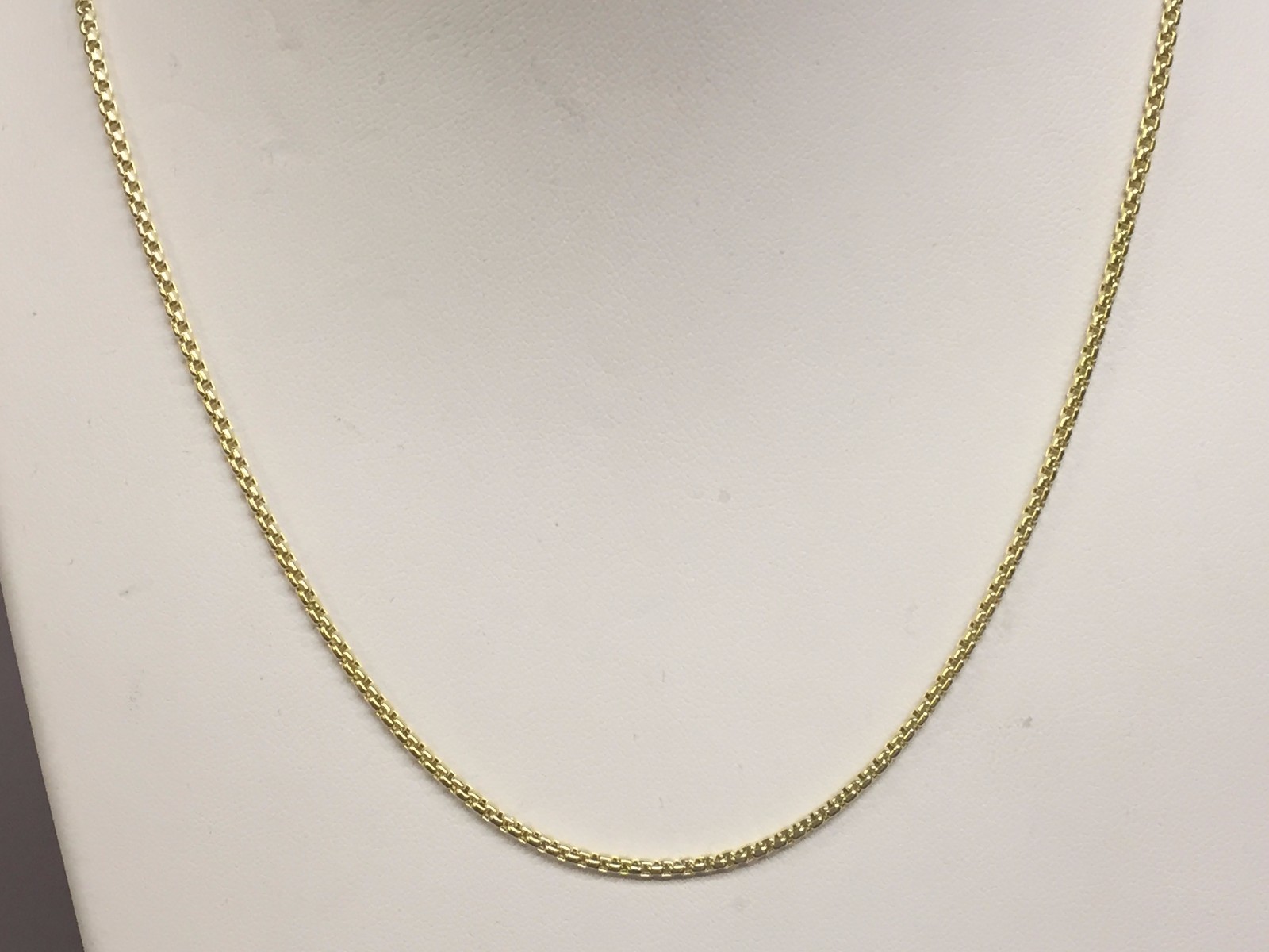 14k Yellow Gold 18″ Round Box Link Pendant Chain/Necklace 1.3 mm 2 Grams