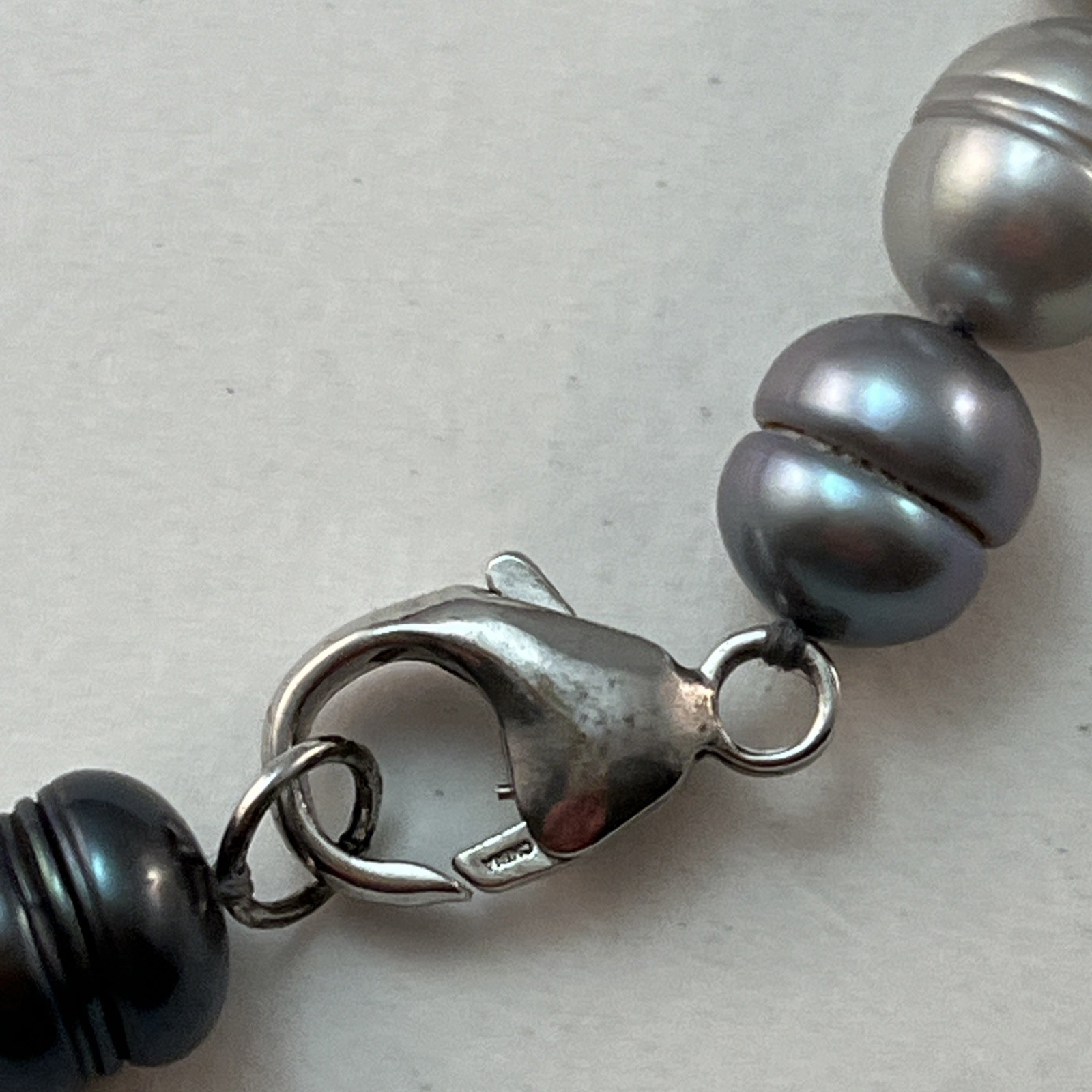 HONORA 925 Sterling Silver Gray and White Freshwater Pearl Necklace 20″