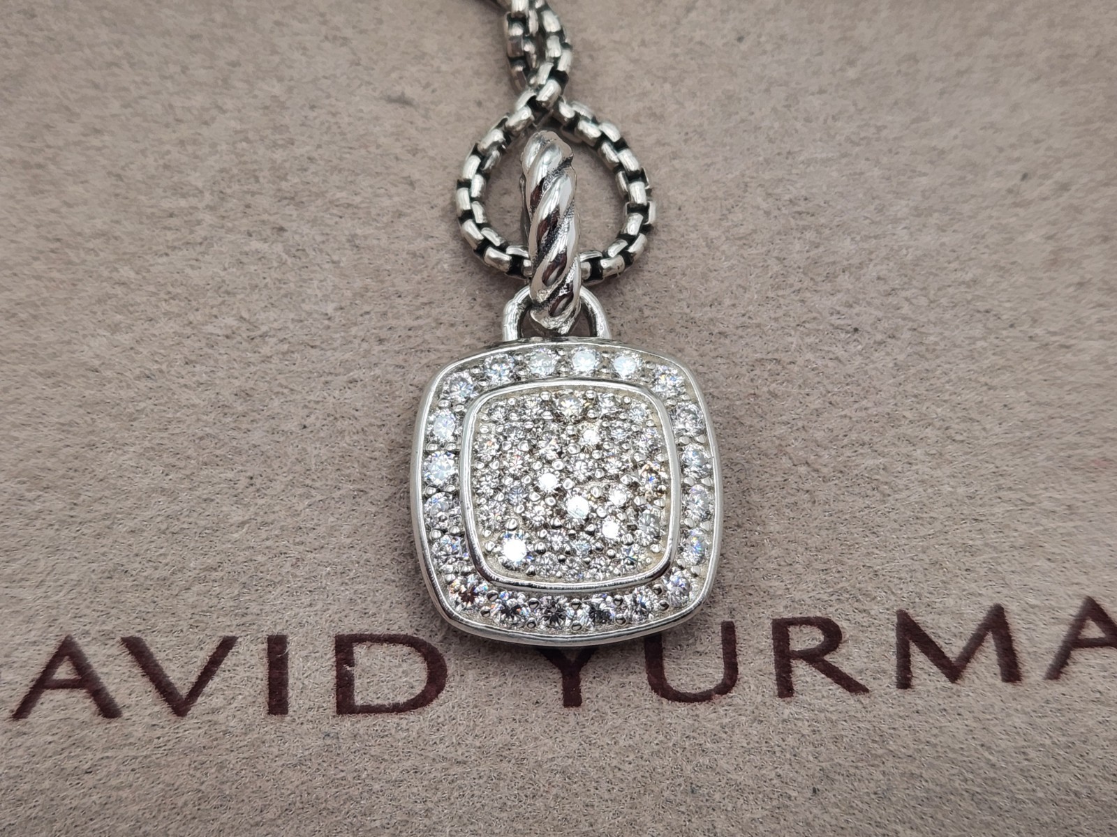 David Yurman 925 Sterling Silver Pavé Diamond Square albion 14mm Necklace 20″