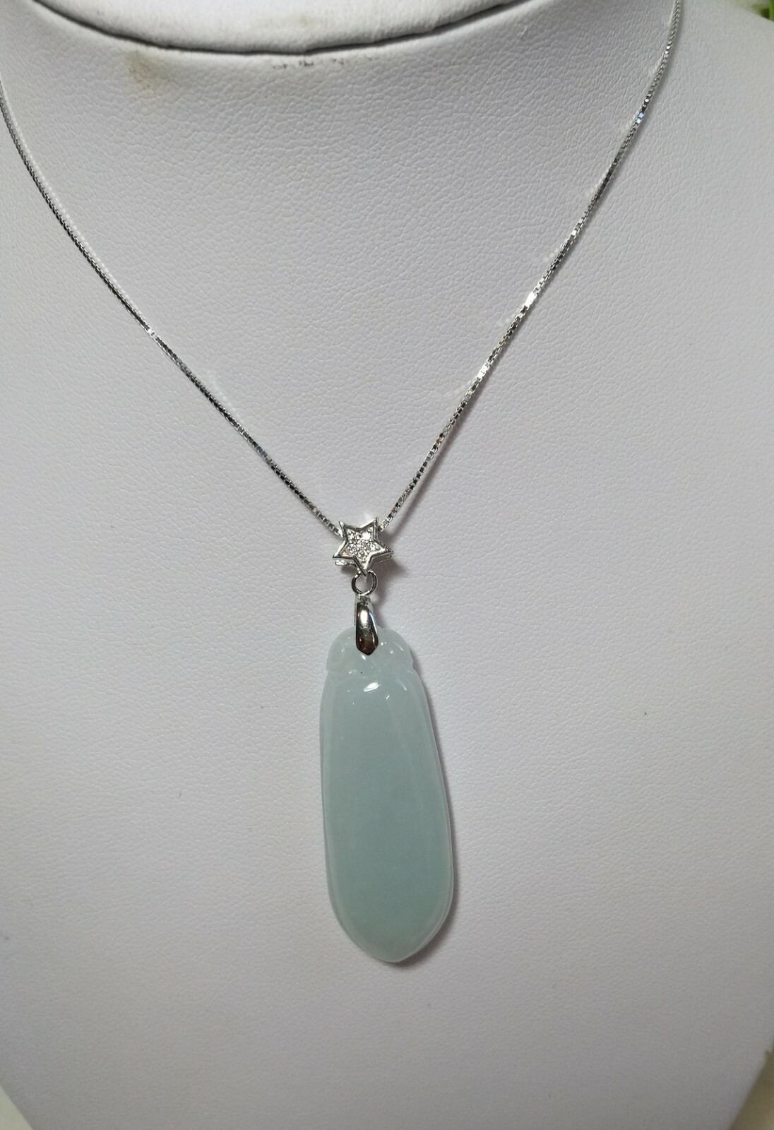 Certified Jadeite Jade pendant (S41*16mm) in sterling silver necklace L40/45cm