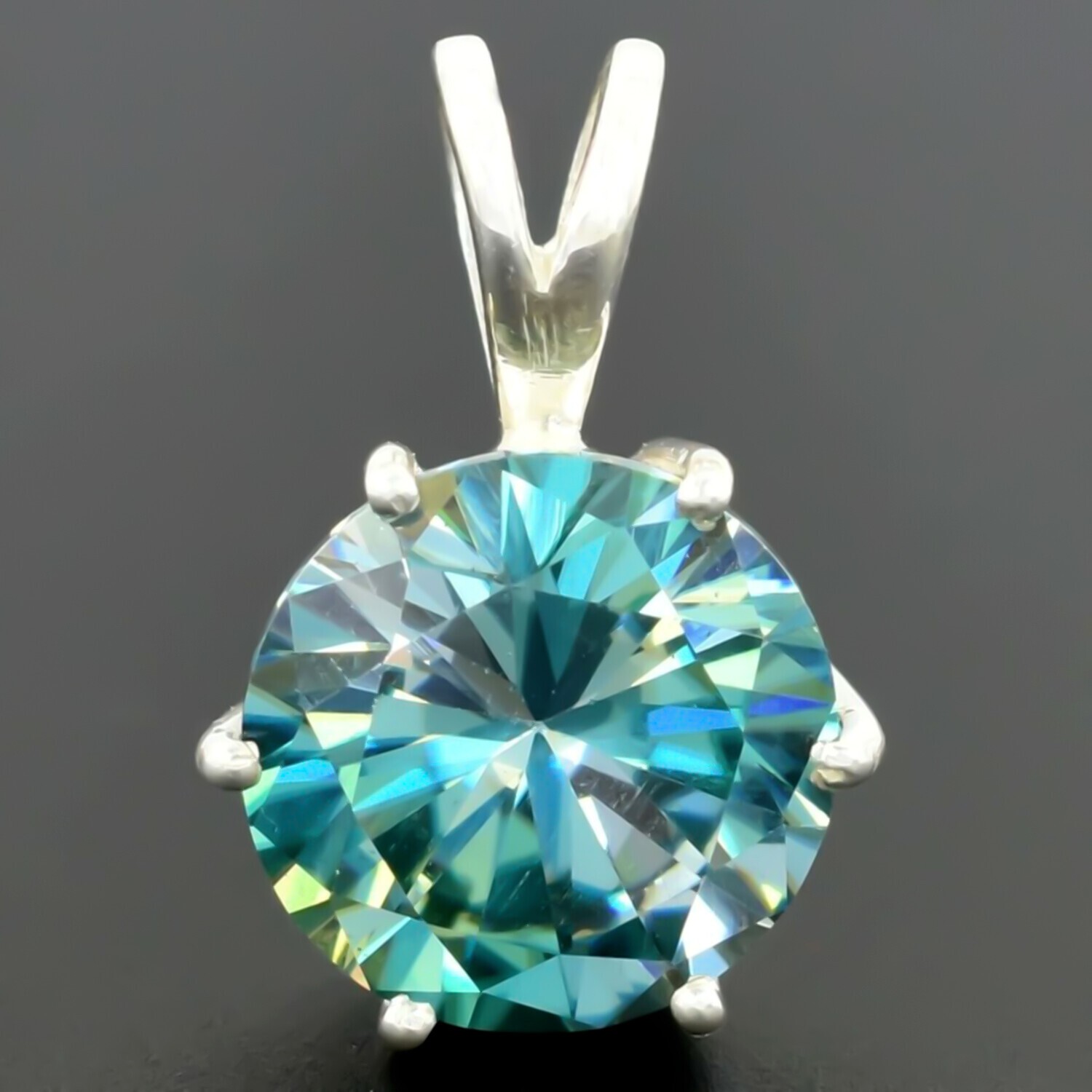7.80 Ct Certified Round Blue Diamond Pendant in 925 Silver � Anniversary Jewelry