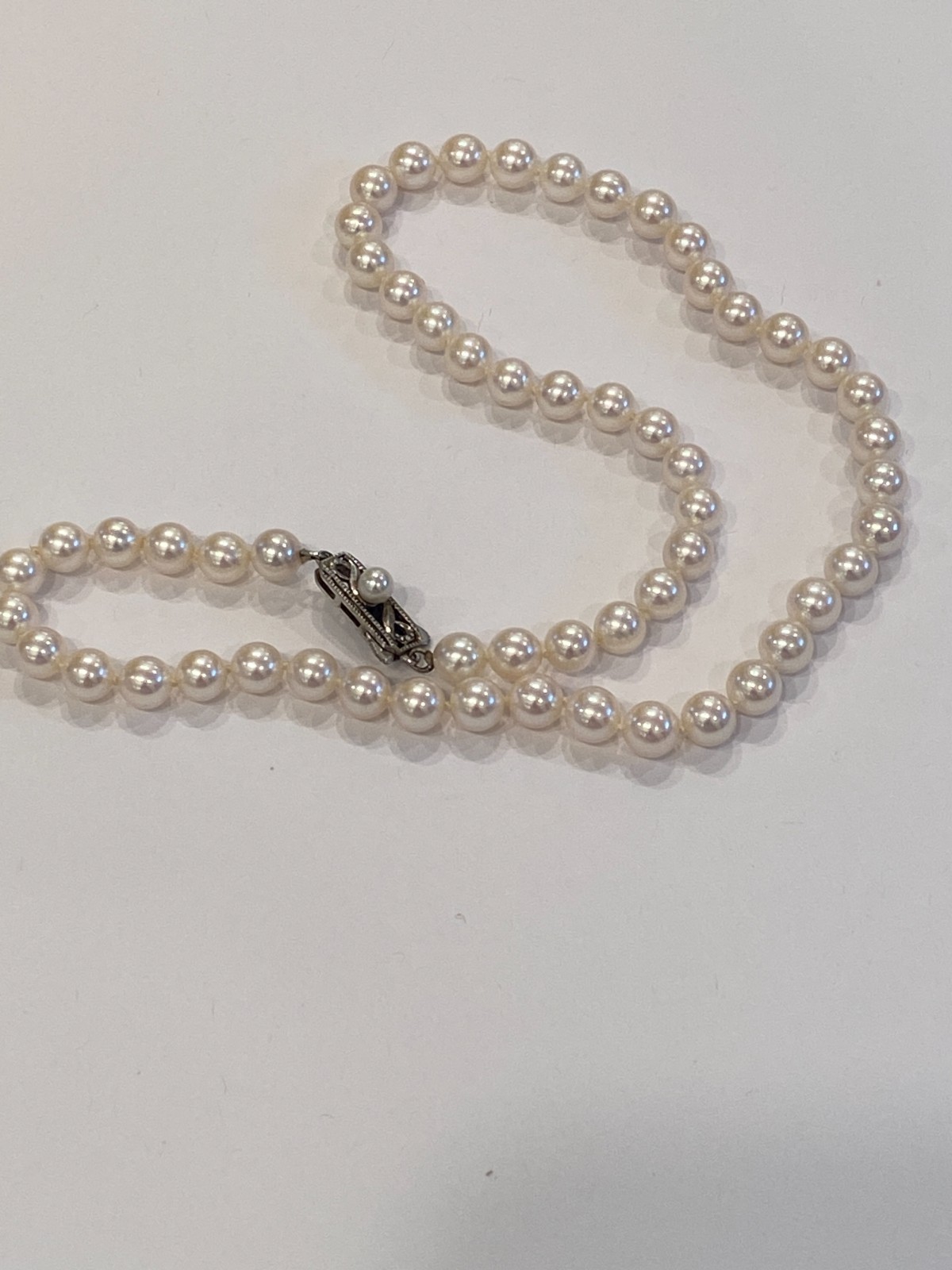 Vintage MIKIMOTO Akoya Pearl Necklace 6.0-6.5 mm 16″ Silver Clasp –