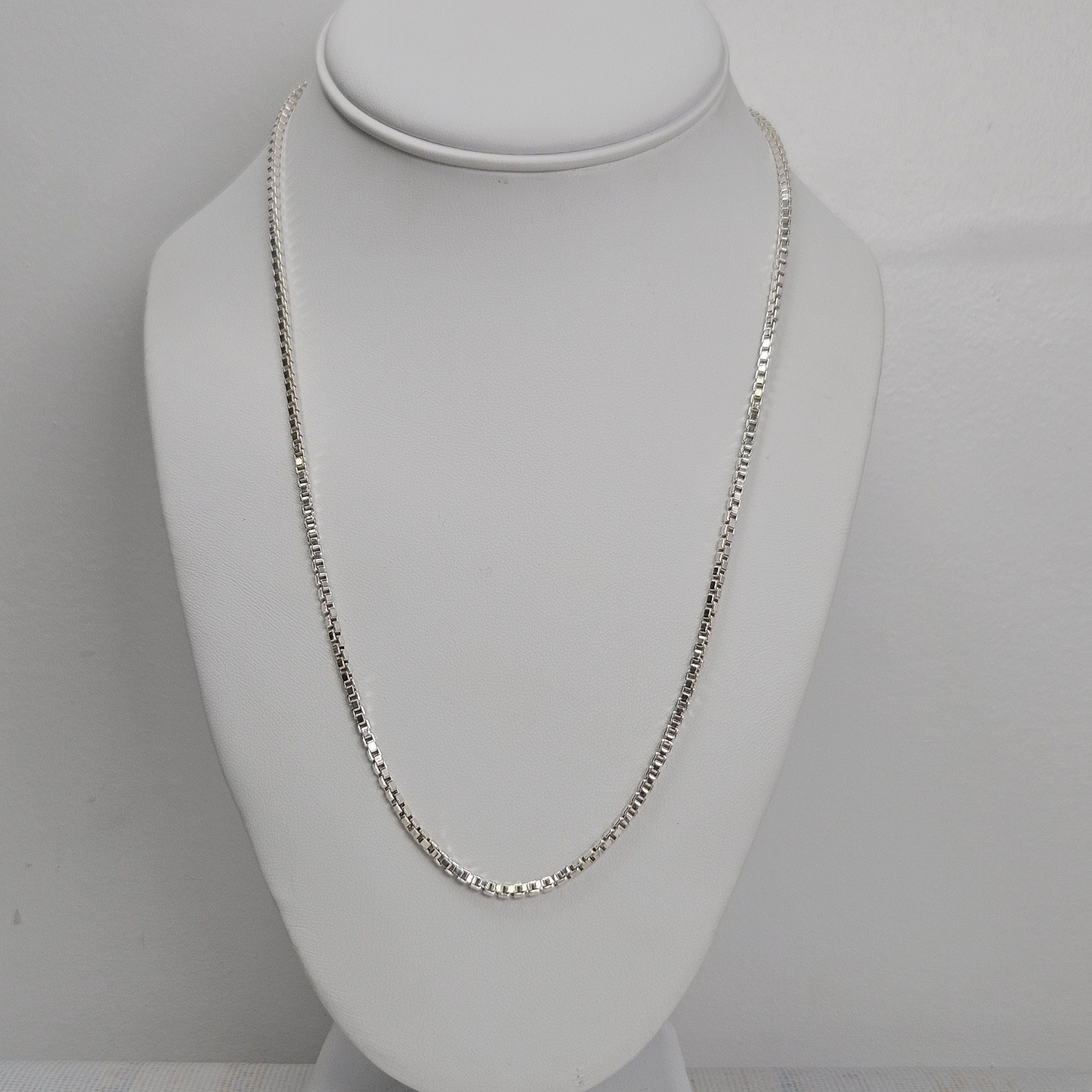 Vintage Sterling Silver AGI Italy 925 Square Box Chain 20″ Necklace Spring Ring