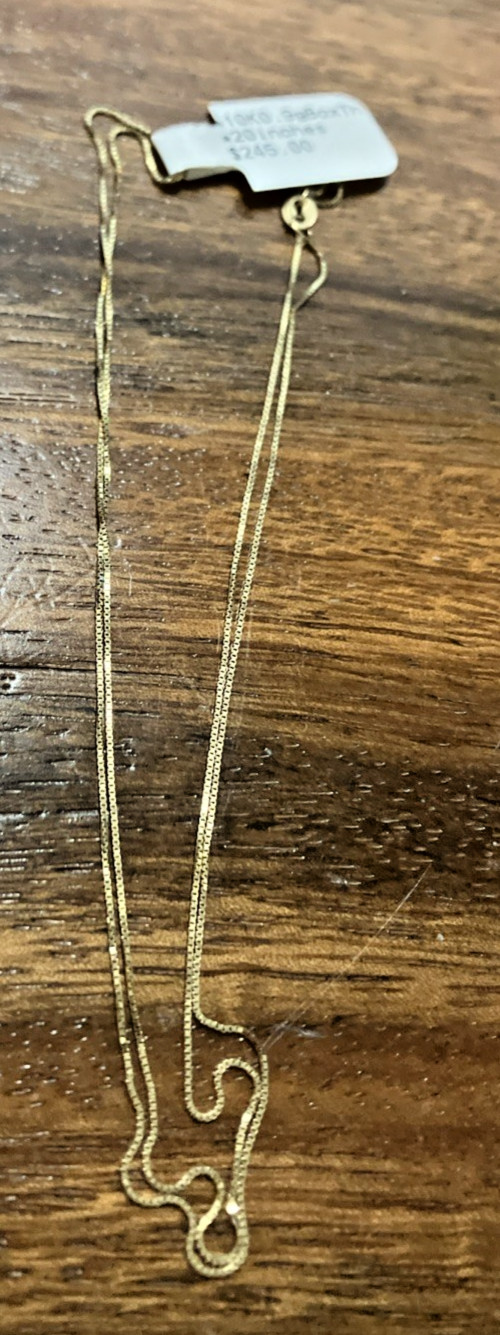 10kt Real Gold Thin Box Chain 0.9grams 20inches GND Brand New with Retail Tag