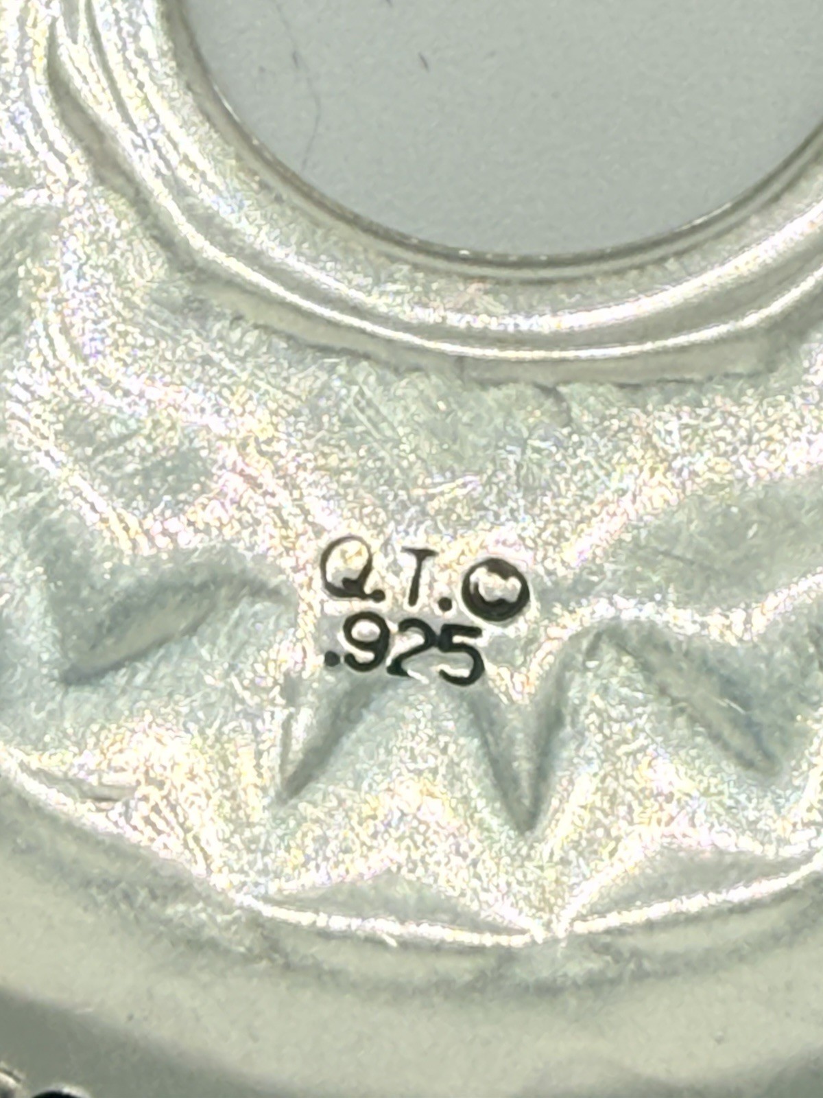 Southwestern Sterling Silver Pendant Quoc QT 925 Red Coral Nugget Dangle Etched