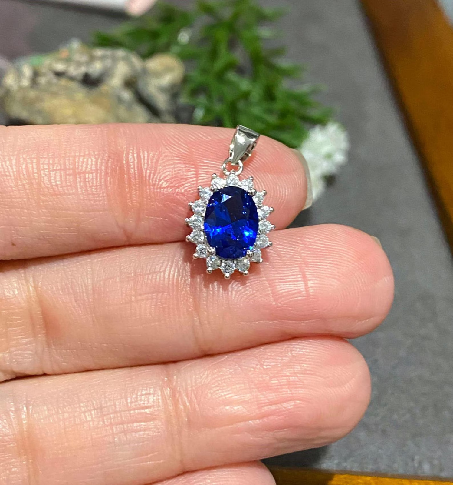 4.50 Ct Oval Cut Natural Sapphire Diamond Gorgeous Pendant 14K White Gold