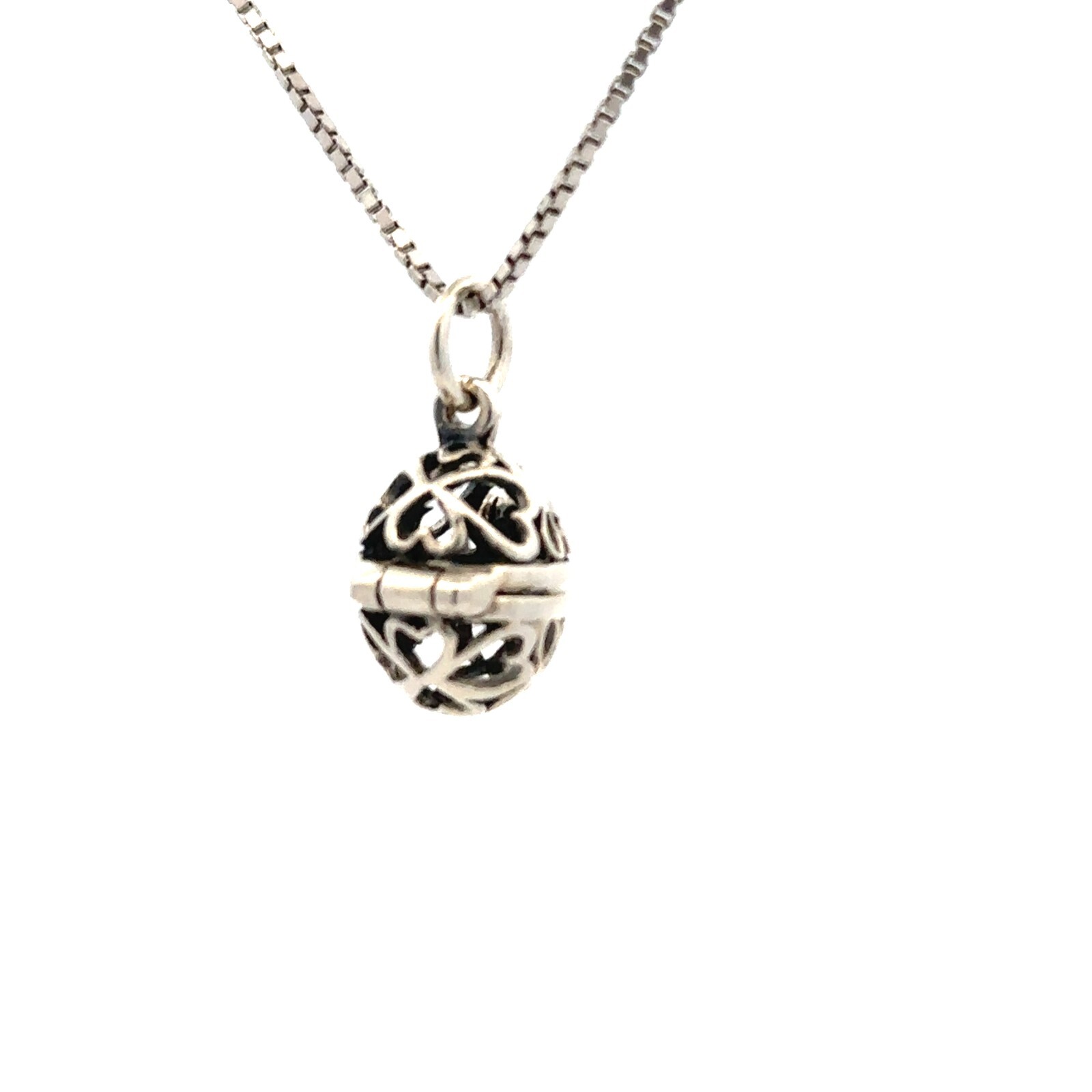 Sterling Silver Oval Heart Locket Necklace (1/2 x 3/4 In) With 18 Inch Box Chain