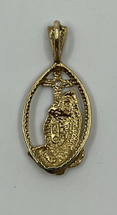 Vintage 10k Solid Gold Praying Hands Delicate Pendant Diamond