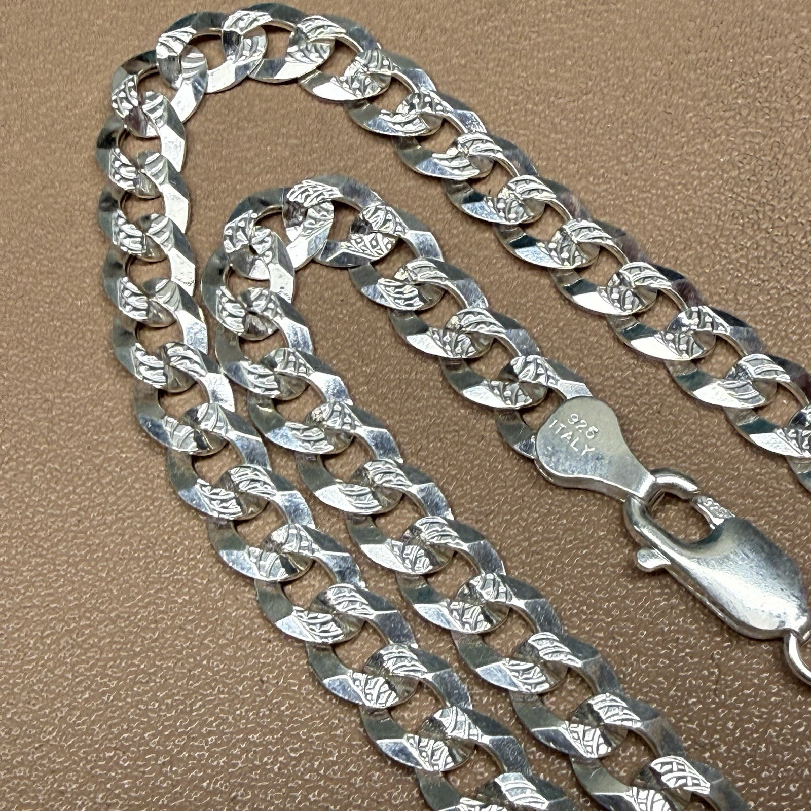 Sterling Silver Diamond-Cut Curb Chain Necklace .925 Italy 20.25” 6.1mm