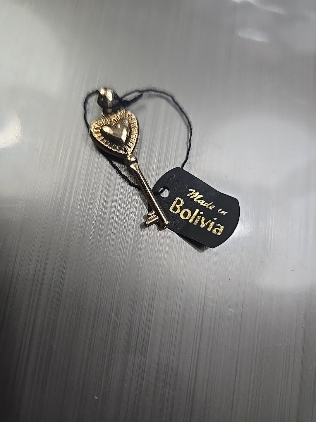 14K YELLOW GOLD NWT NEW KEY TO MY HEART PUFFY PENDANT JACMEL MAURITIUS