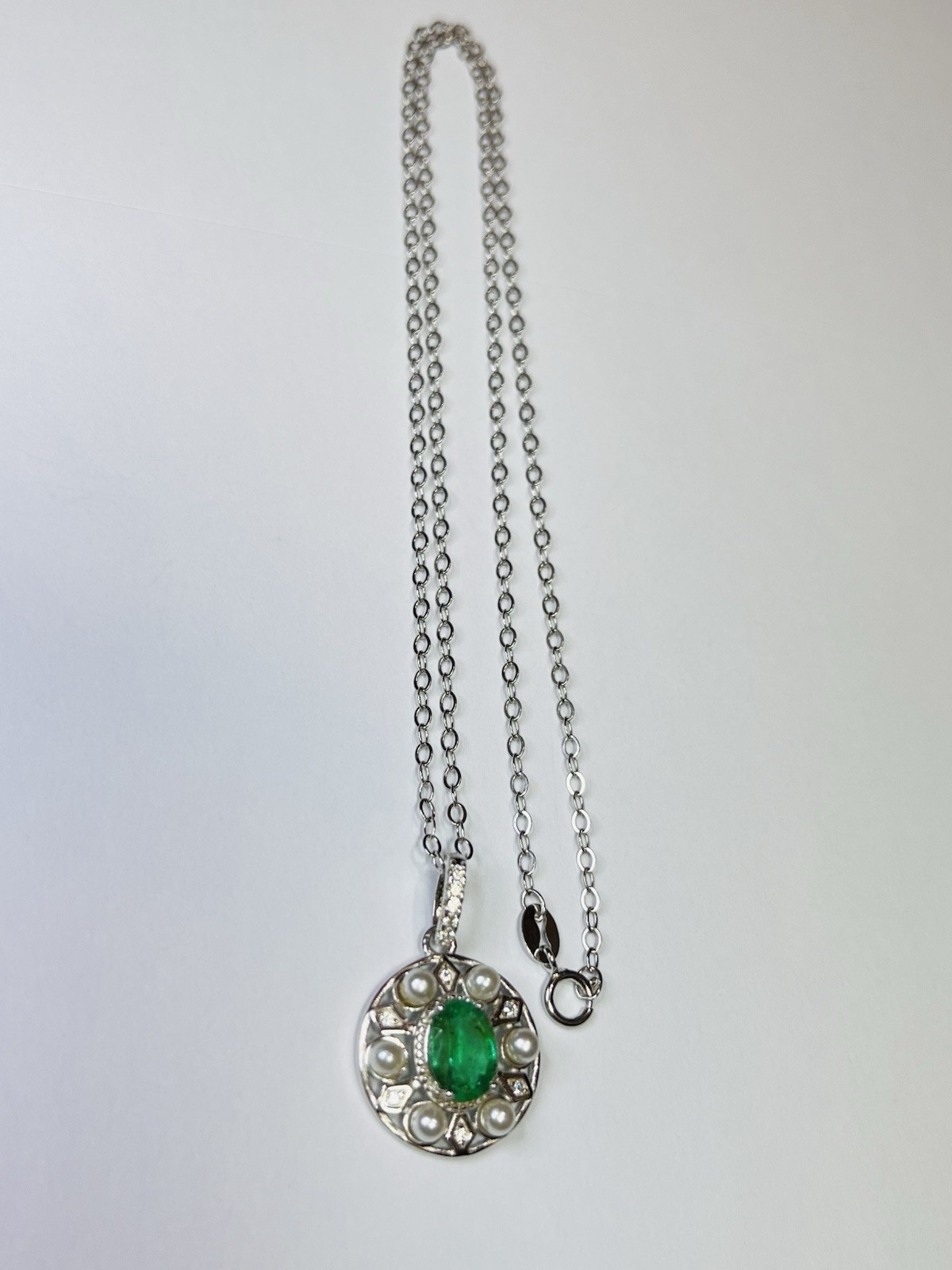 925 Sterling Silver 1.50 CTW Natural Green Emerald White Pearl Pendant Necklace